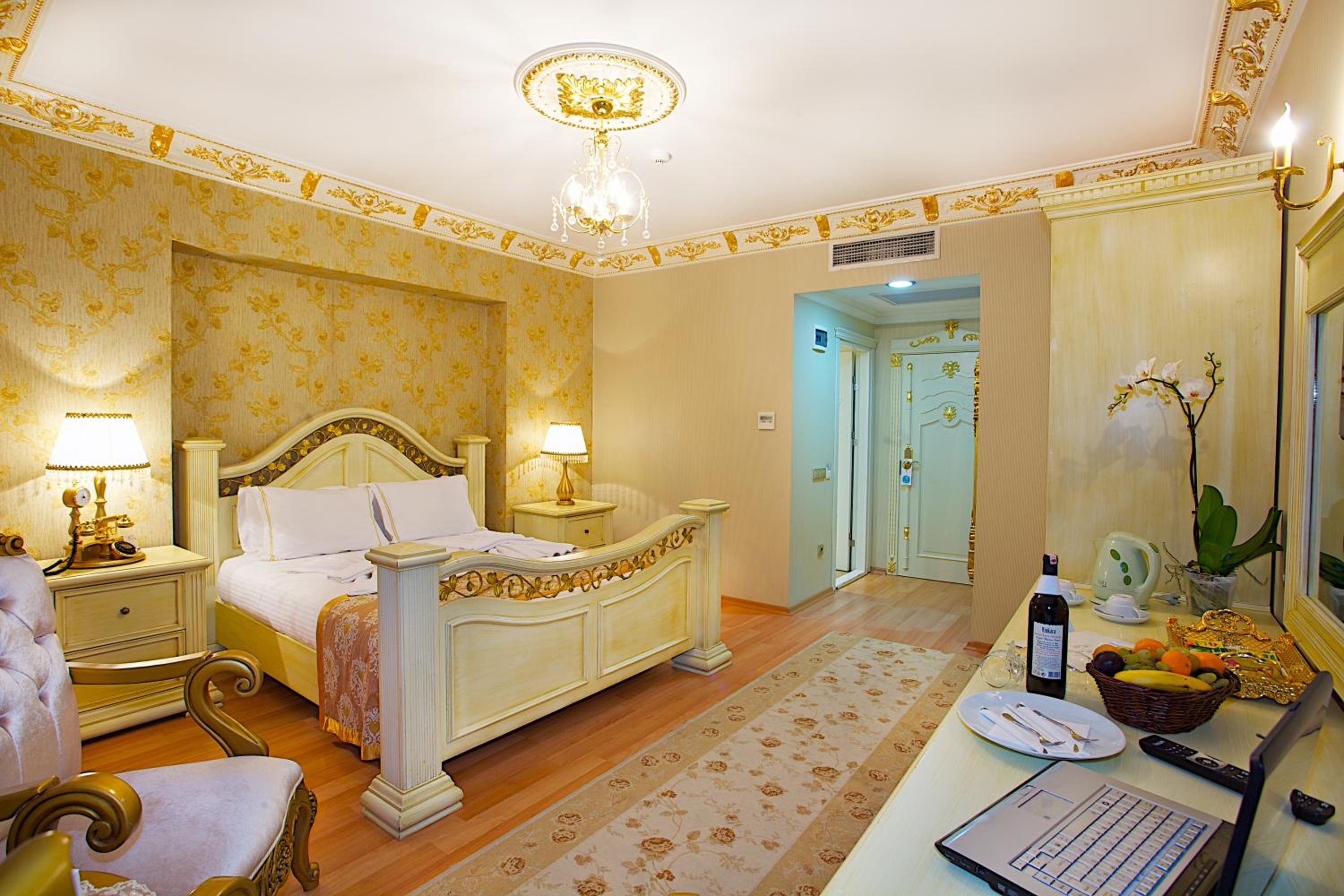 White House Hotel Istanbul - Image 25