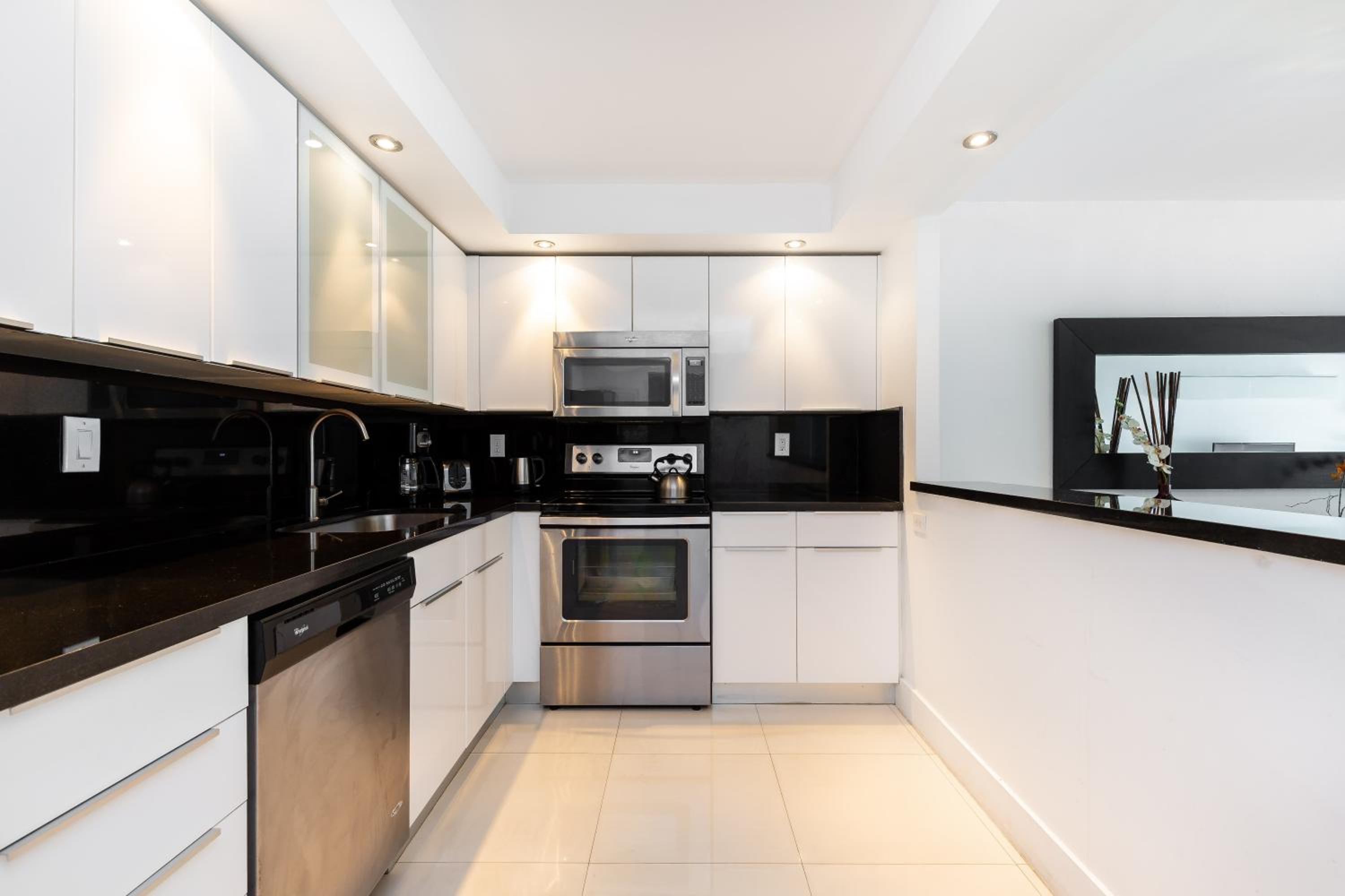 Ocean Reserve Luxury Condos Across from Sunny Isles Beach