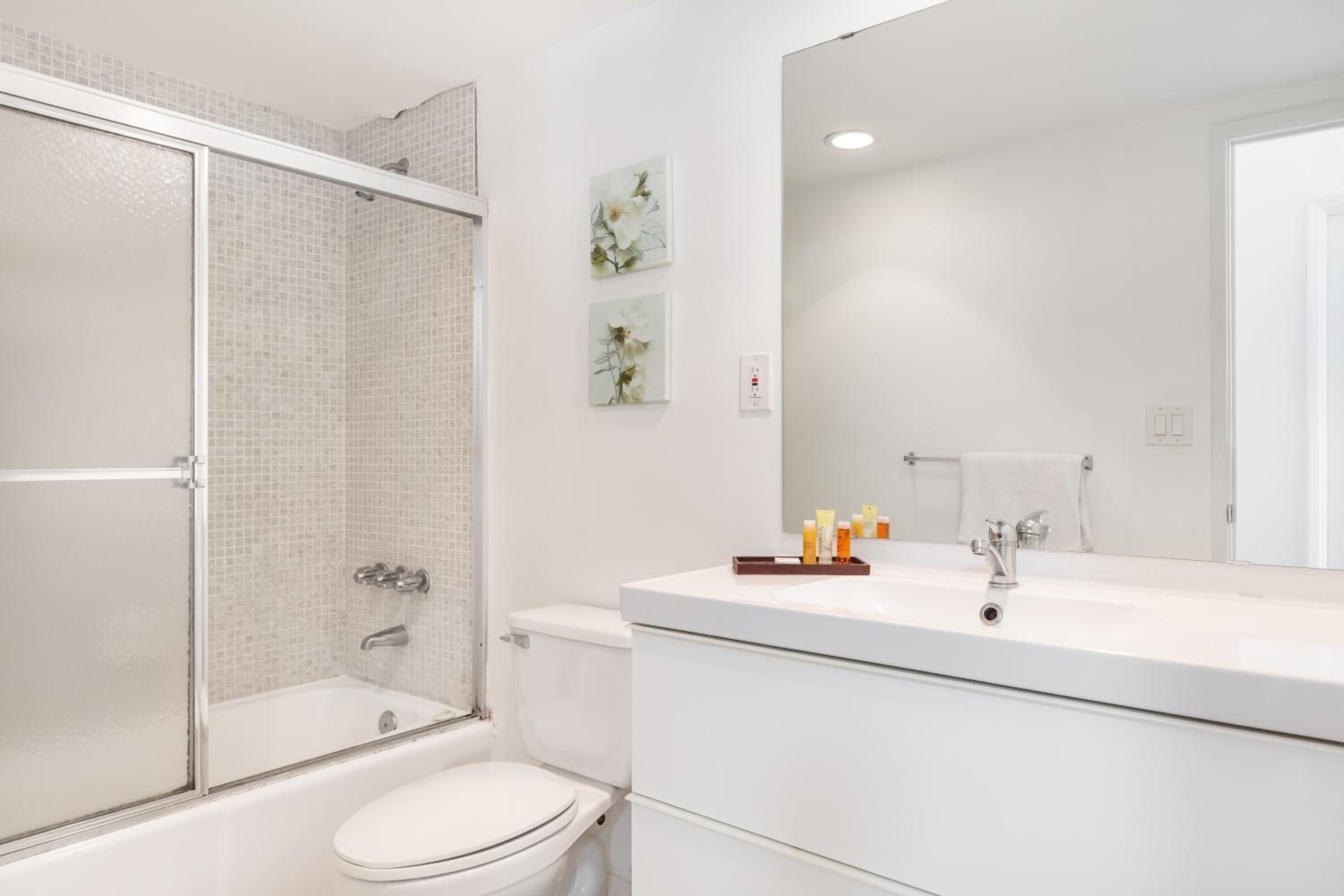 Ocean Reserve Luxury Condos Across from Sunny Isles Beach