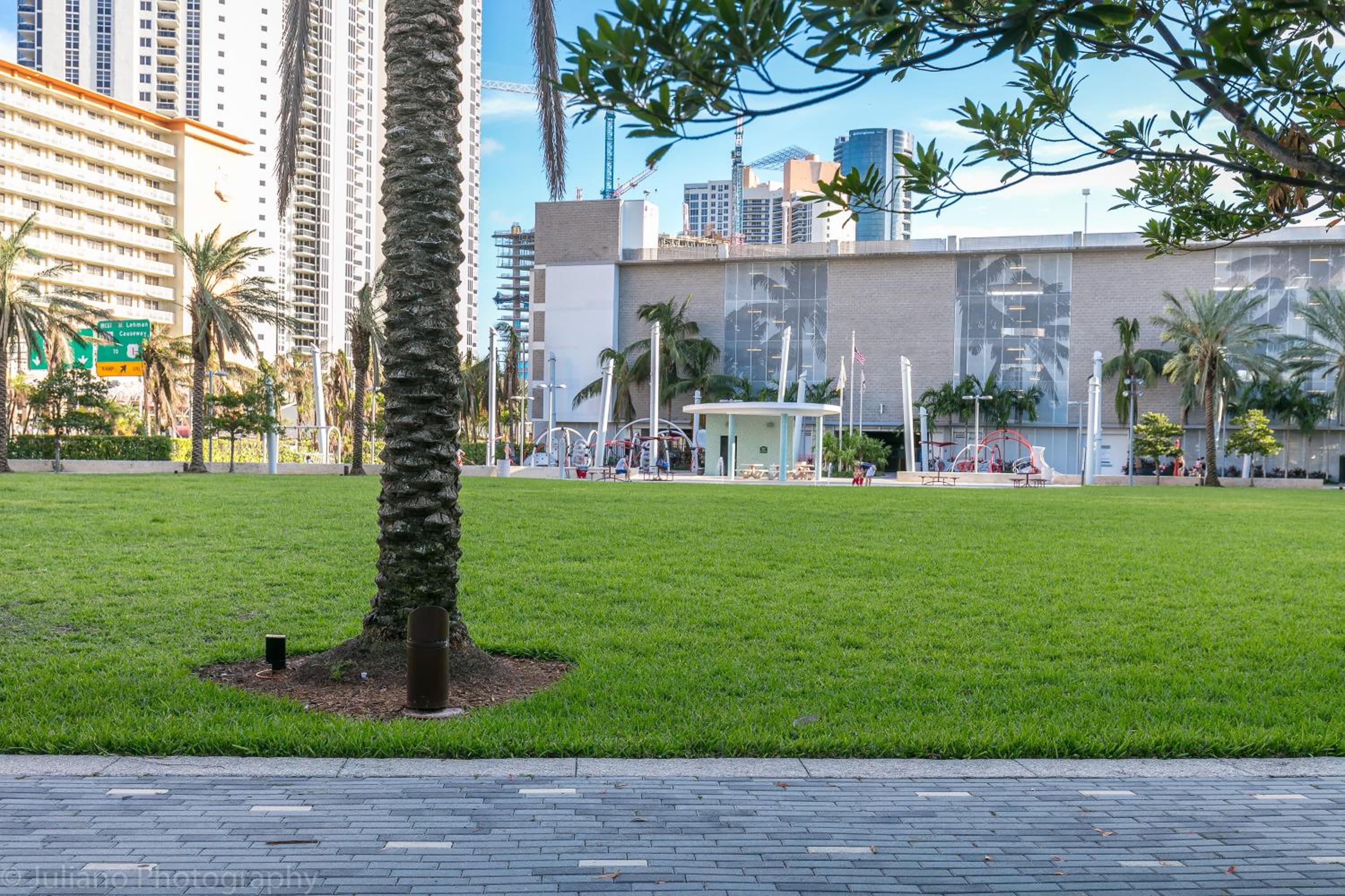 Ocean Reserve Luxury Condos Across from Sunny Isles Beach