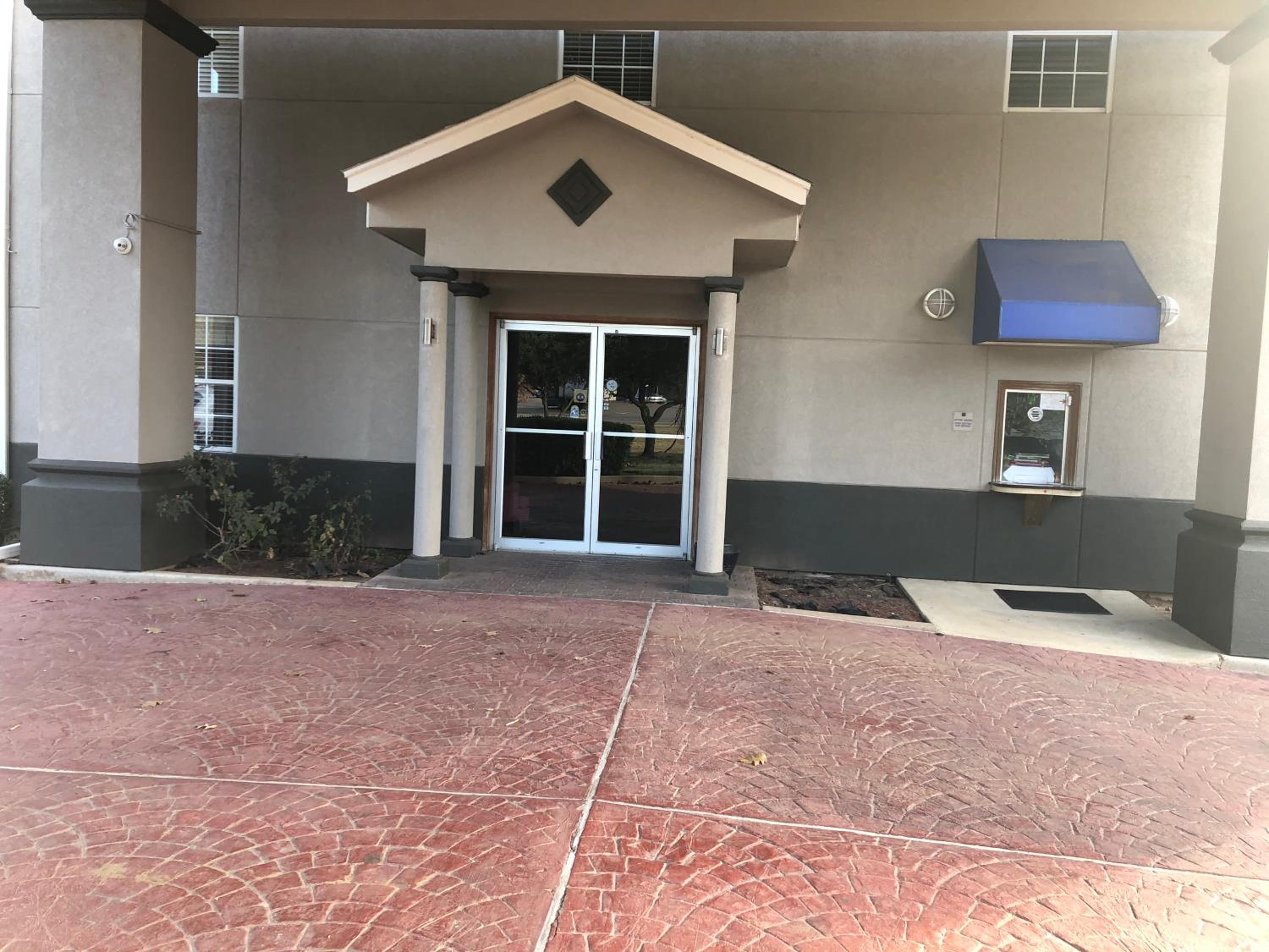 Diboll Inn and Suites
