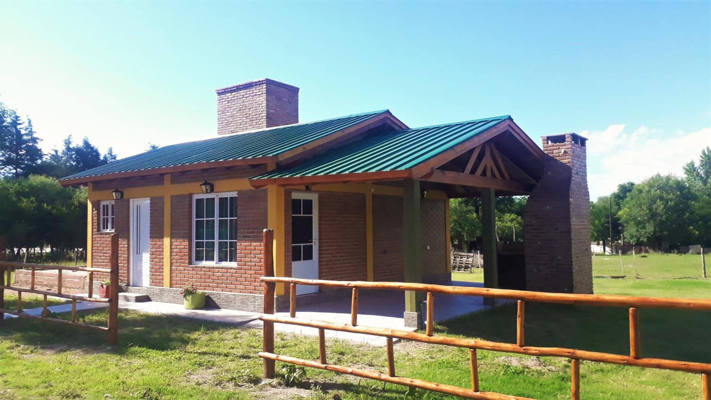 Luz Alba Cabañas