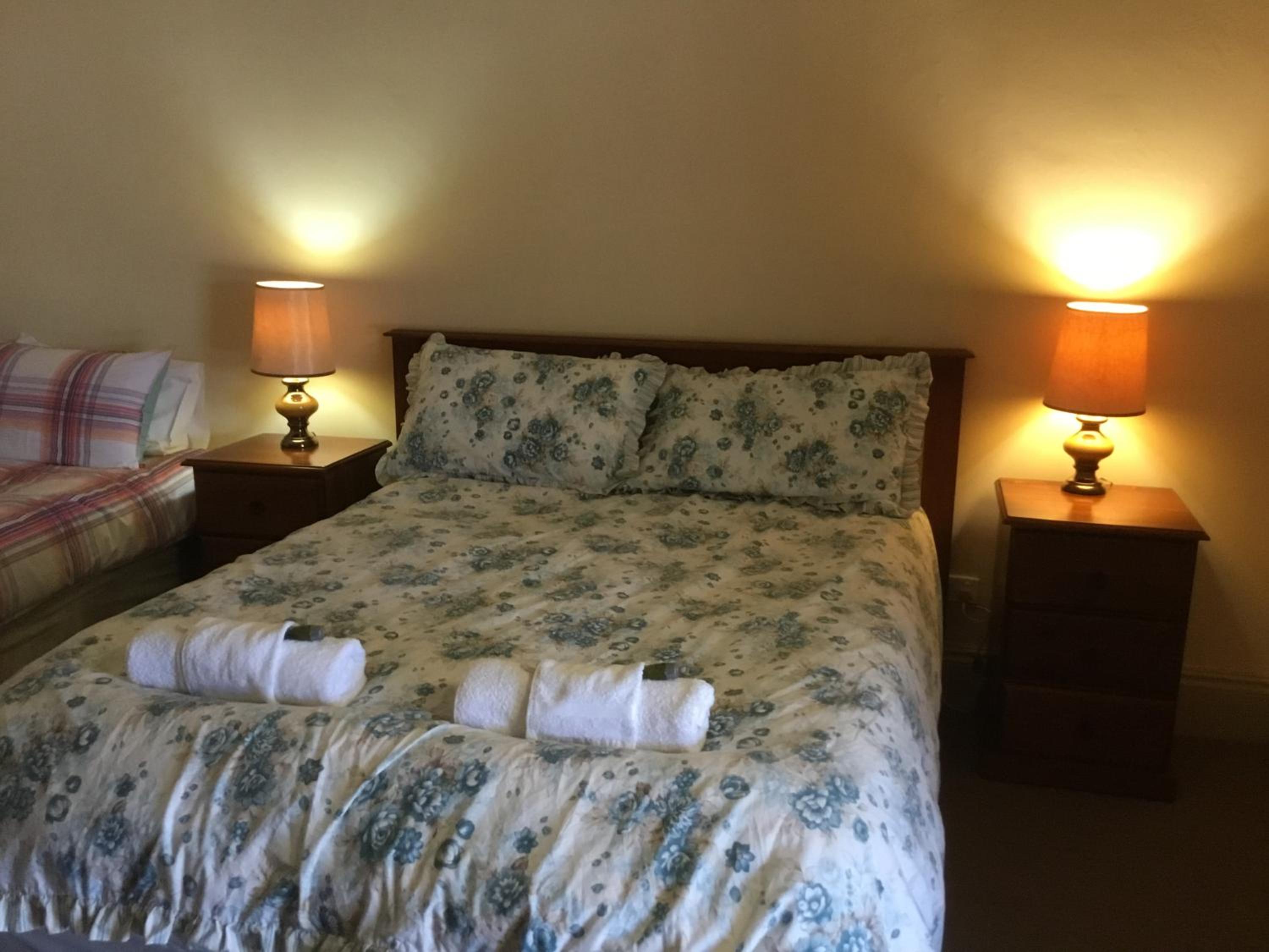 Truro weighbridge motel