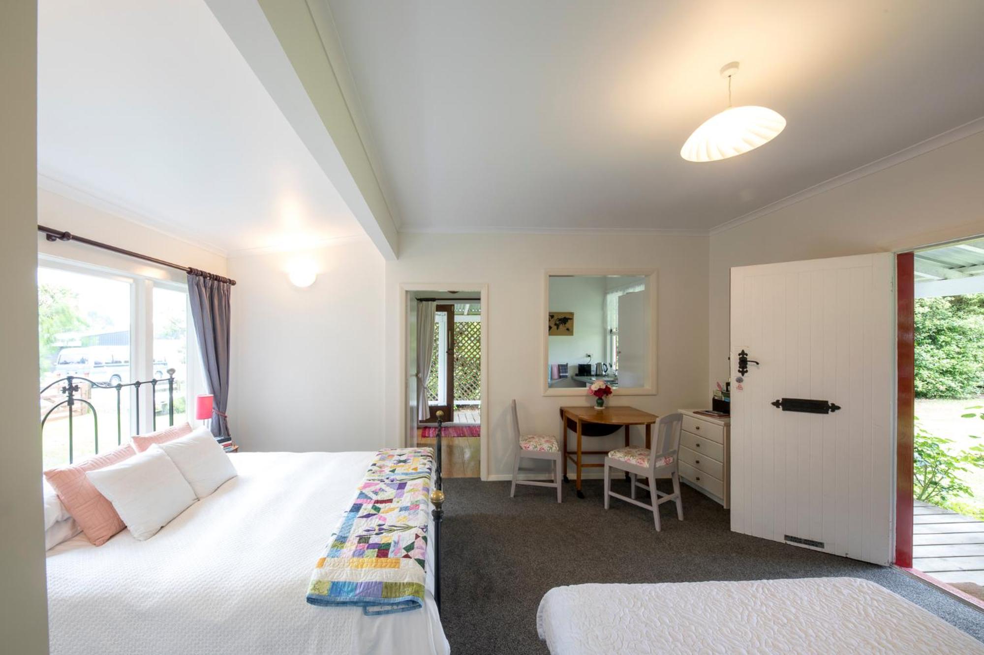 Post Office Cottage - Self catering, escape to the country view 4