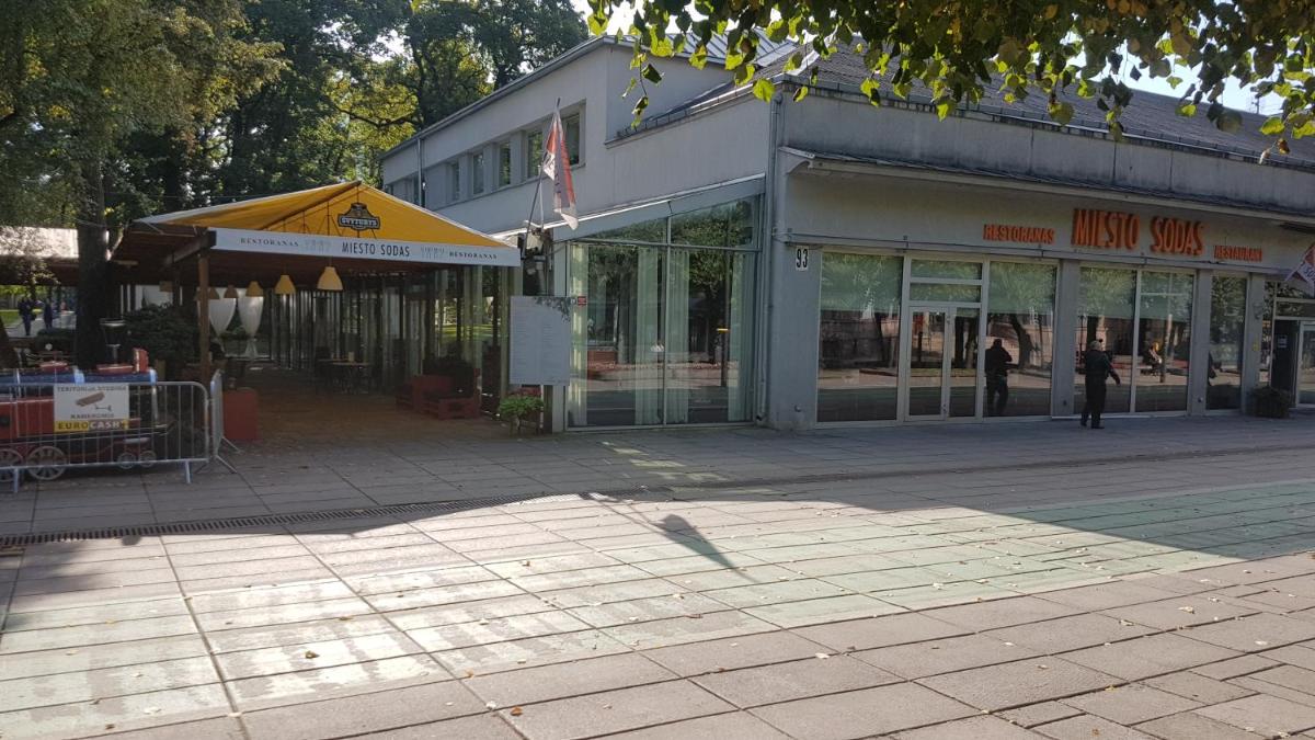 Photo 16