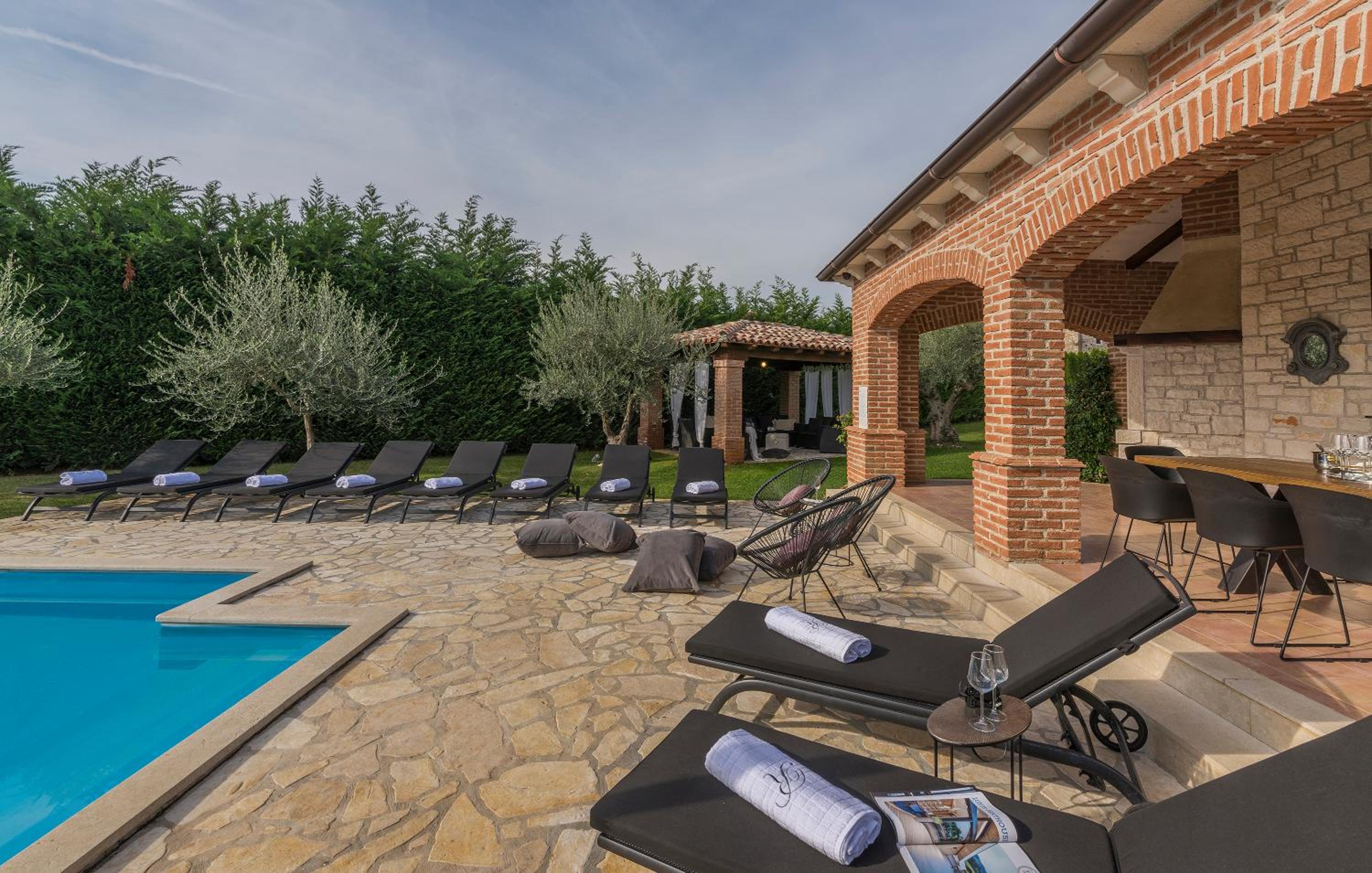 Luxury Unique Stone Villa Rustica in Istria view 2
