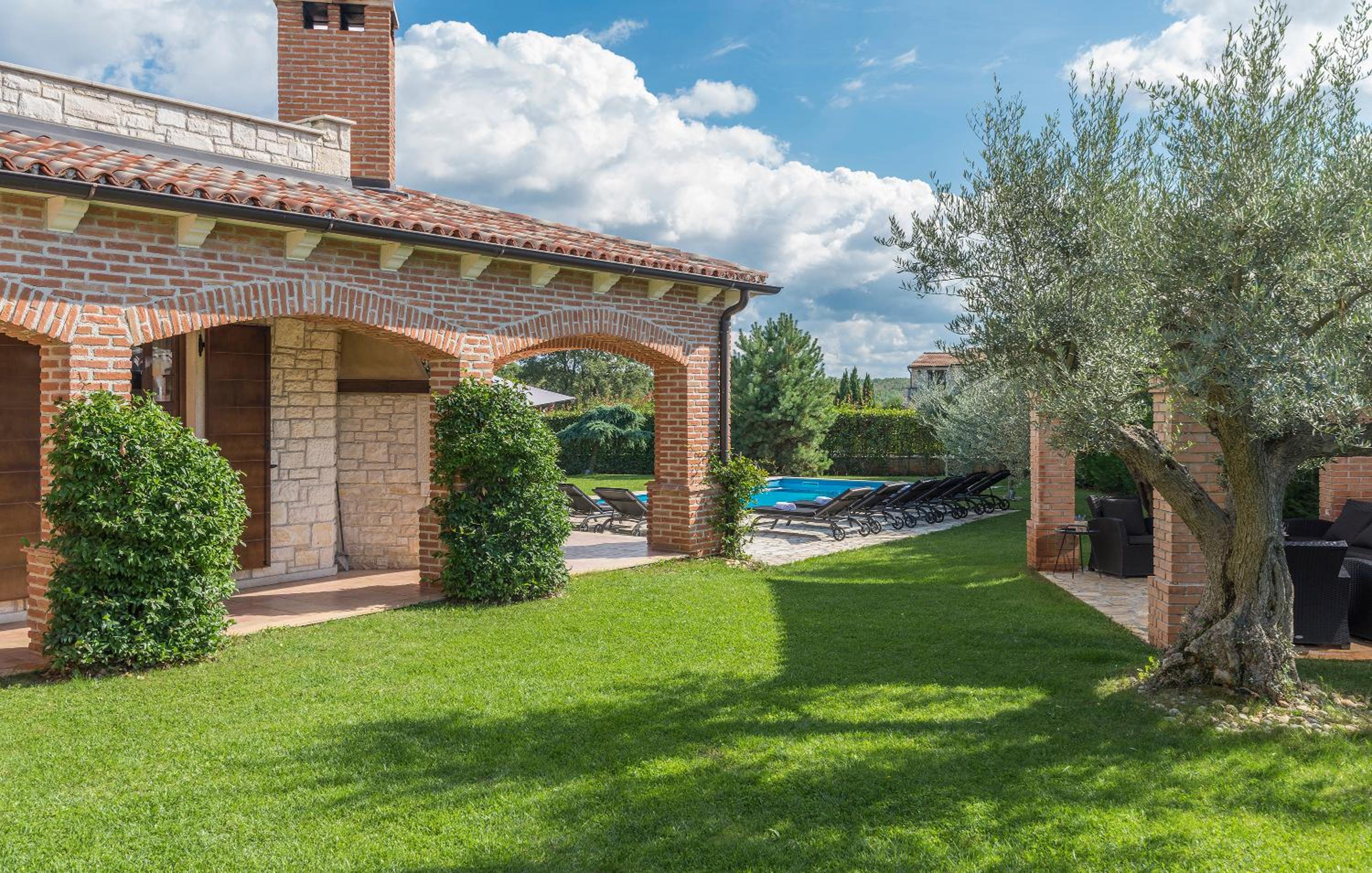 Luxury Unique Stone Villa Rustica in Istria view 4