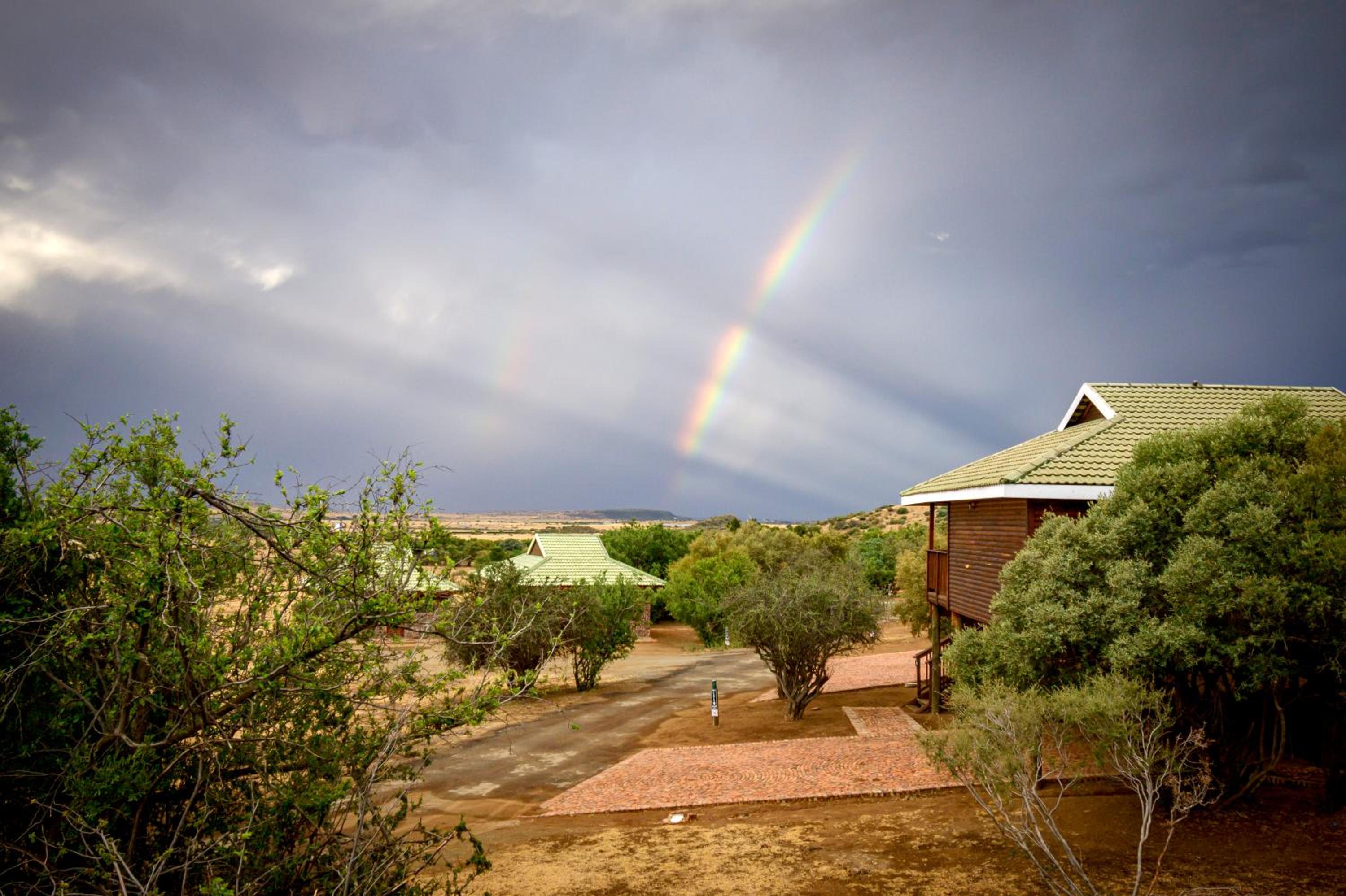 Hotel Sangiro Game Lodge - Image 1