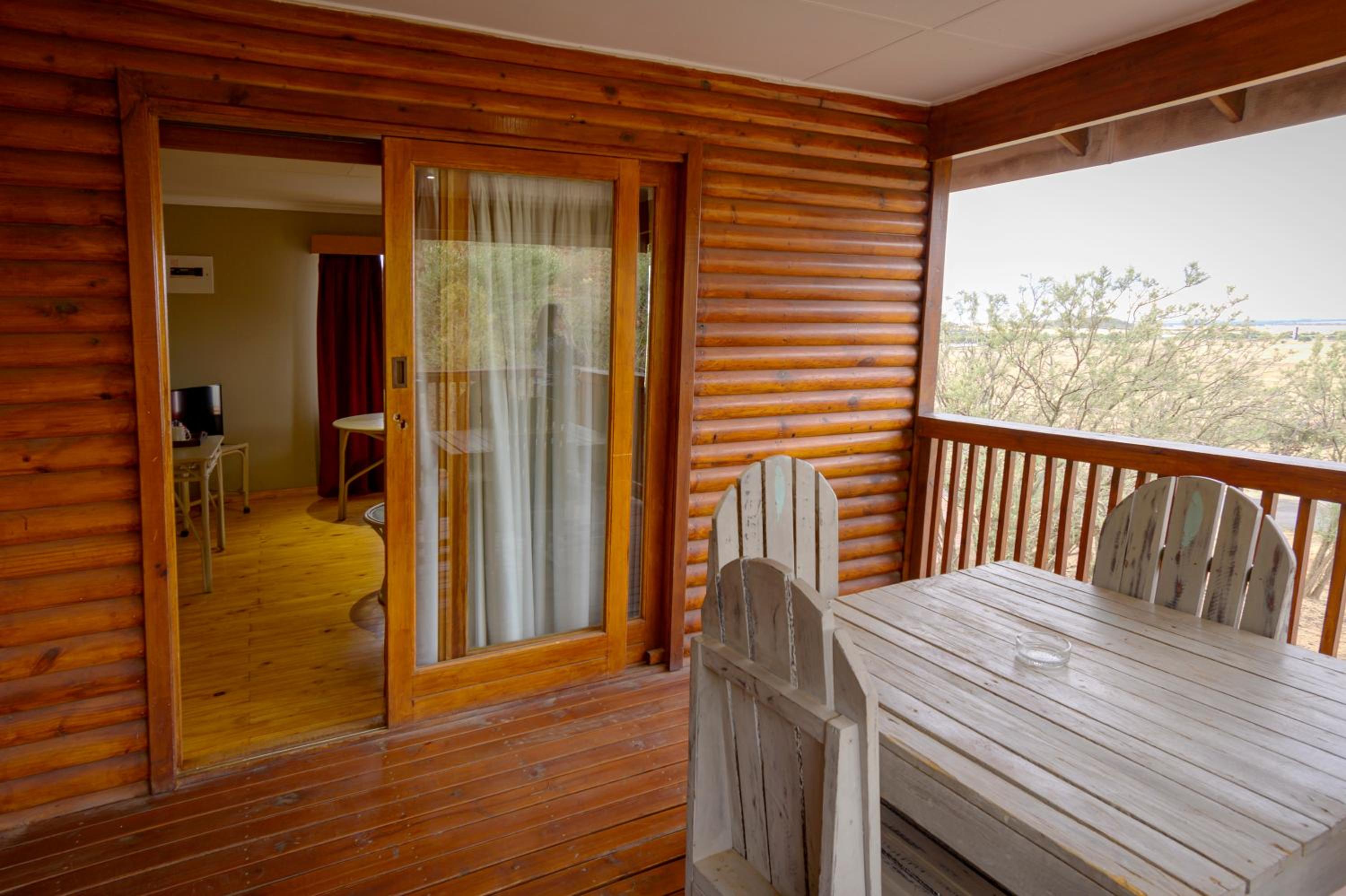 Sangiro Game Lodge - Sustainable Electricity and Water view 5