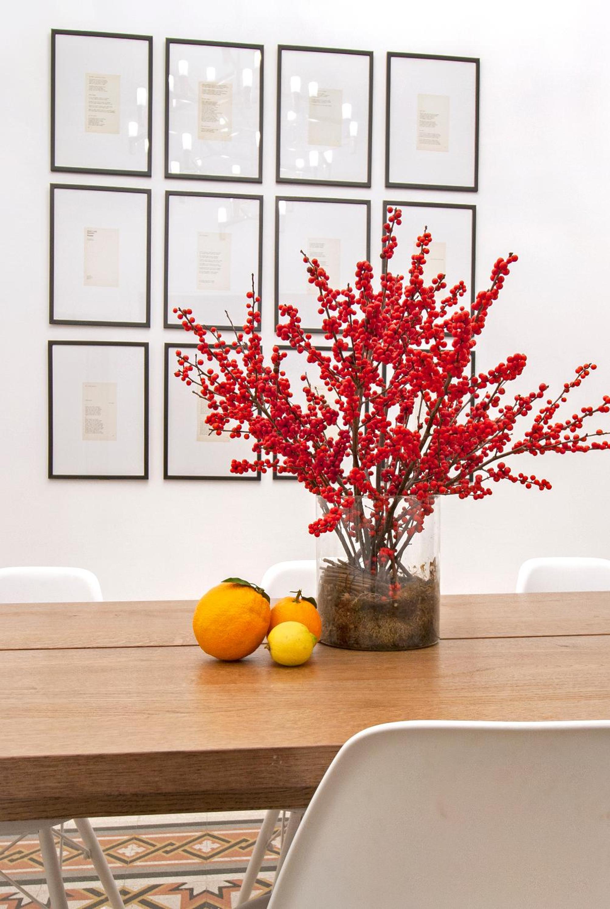Modern Comfort, Poetic Charm