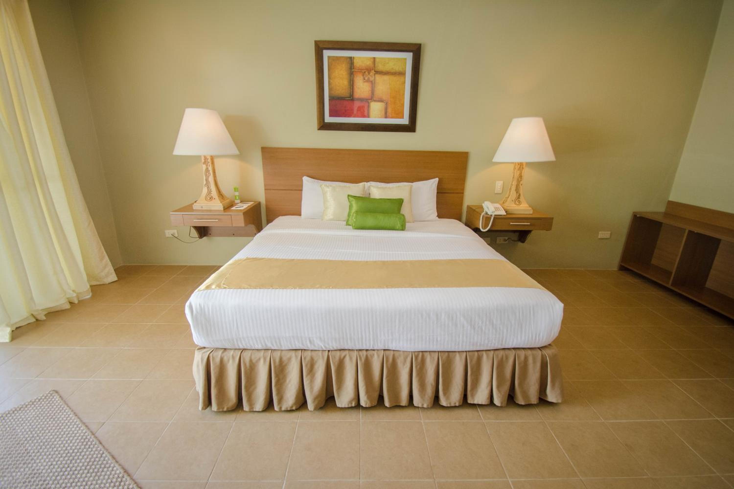 Almont Inland Resort