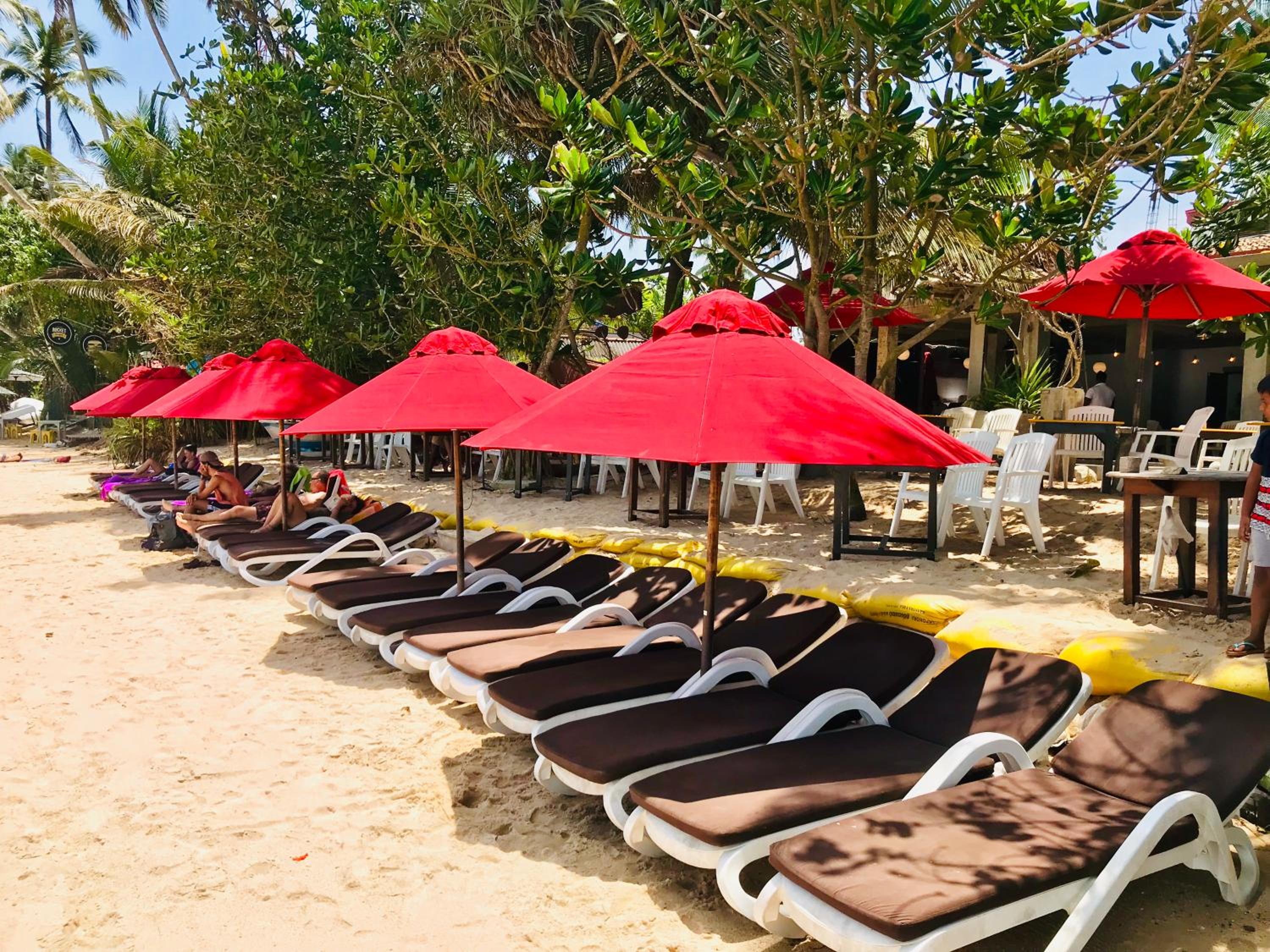 Central Beach Inn