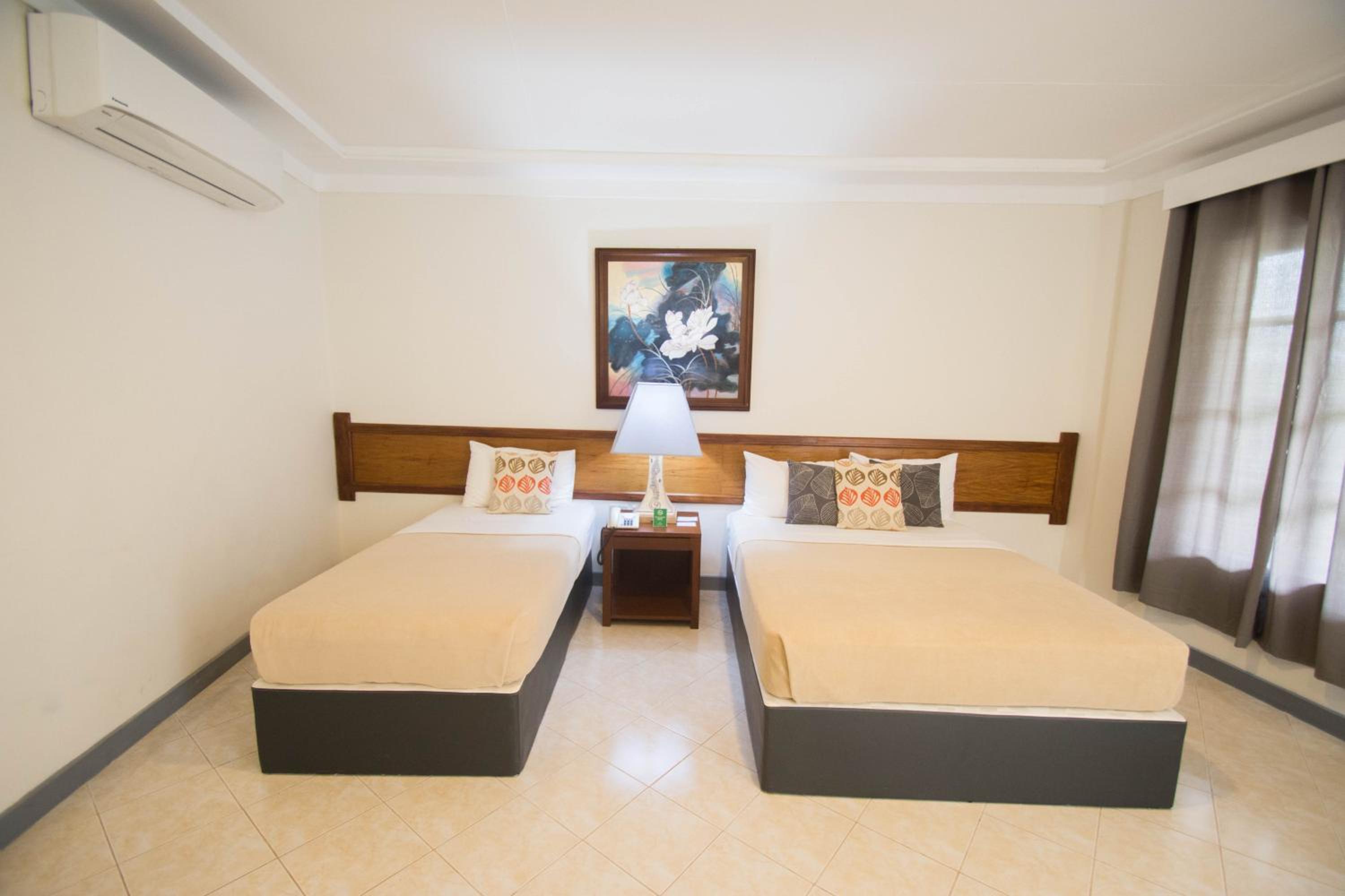 Almont Inland Resort