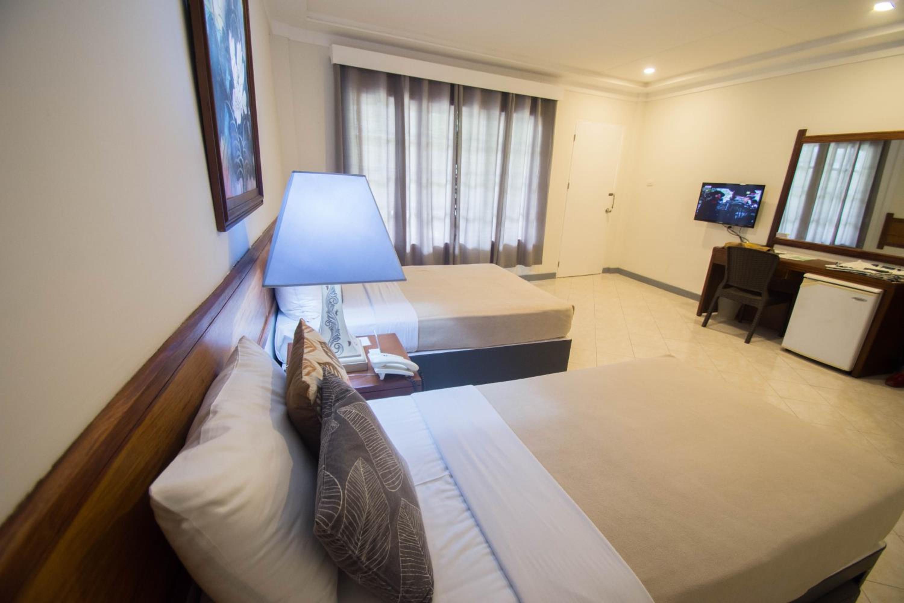 Almont Inland Resort