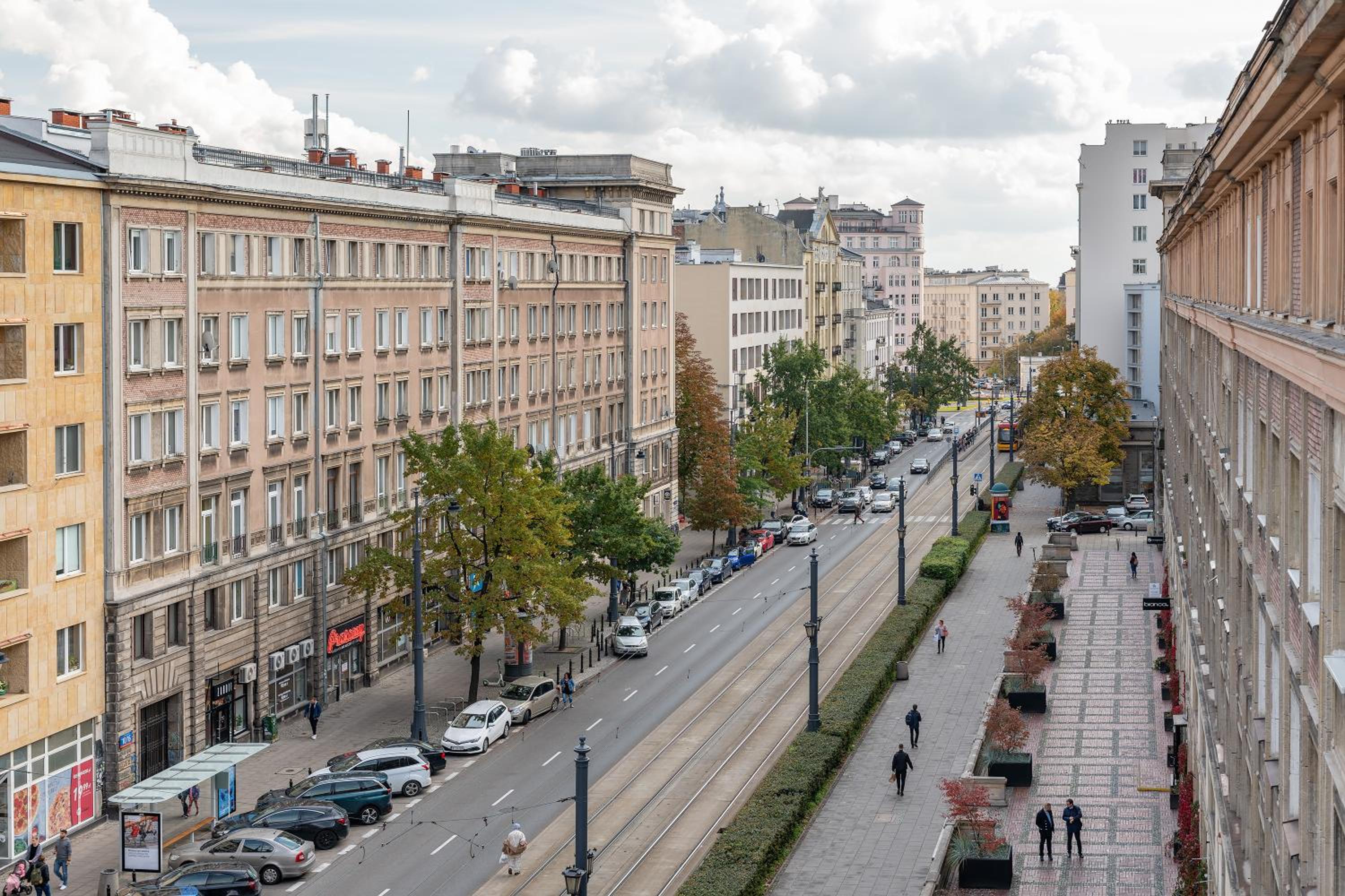 P&O Apartments Metro Politechnika on Zbawiciela Square