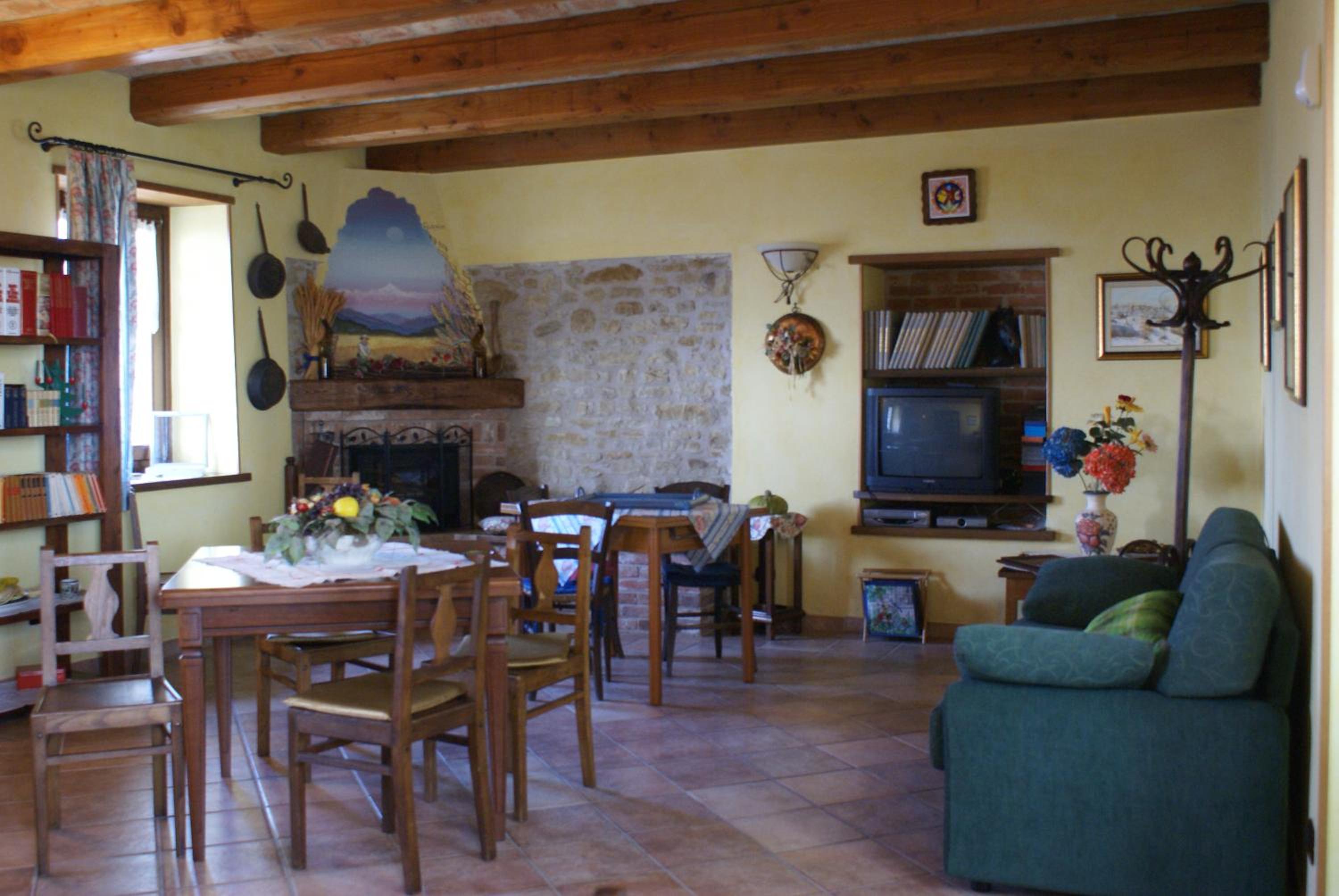 Photo 11