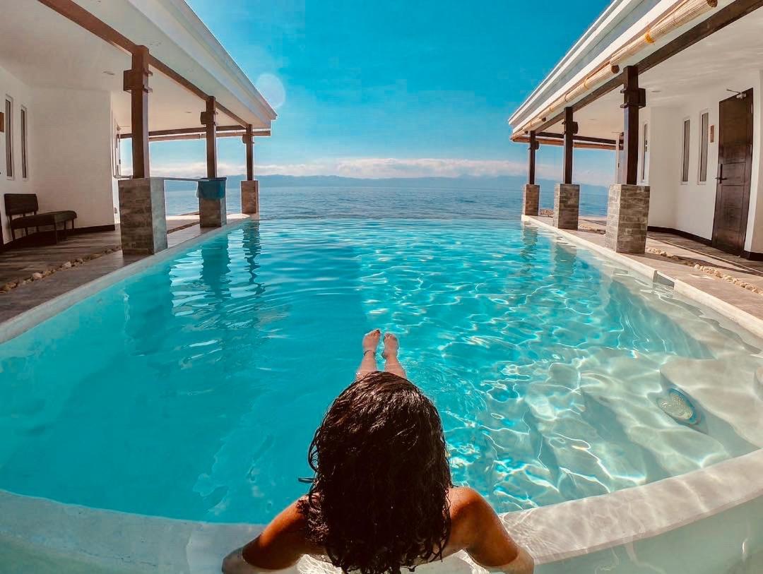 Alegria Water Front Beach House view 2