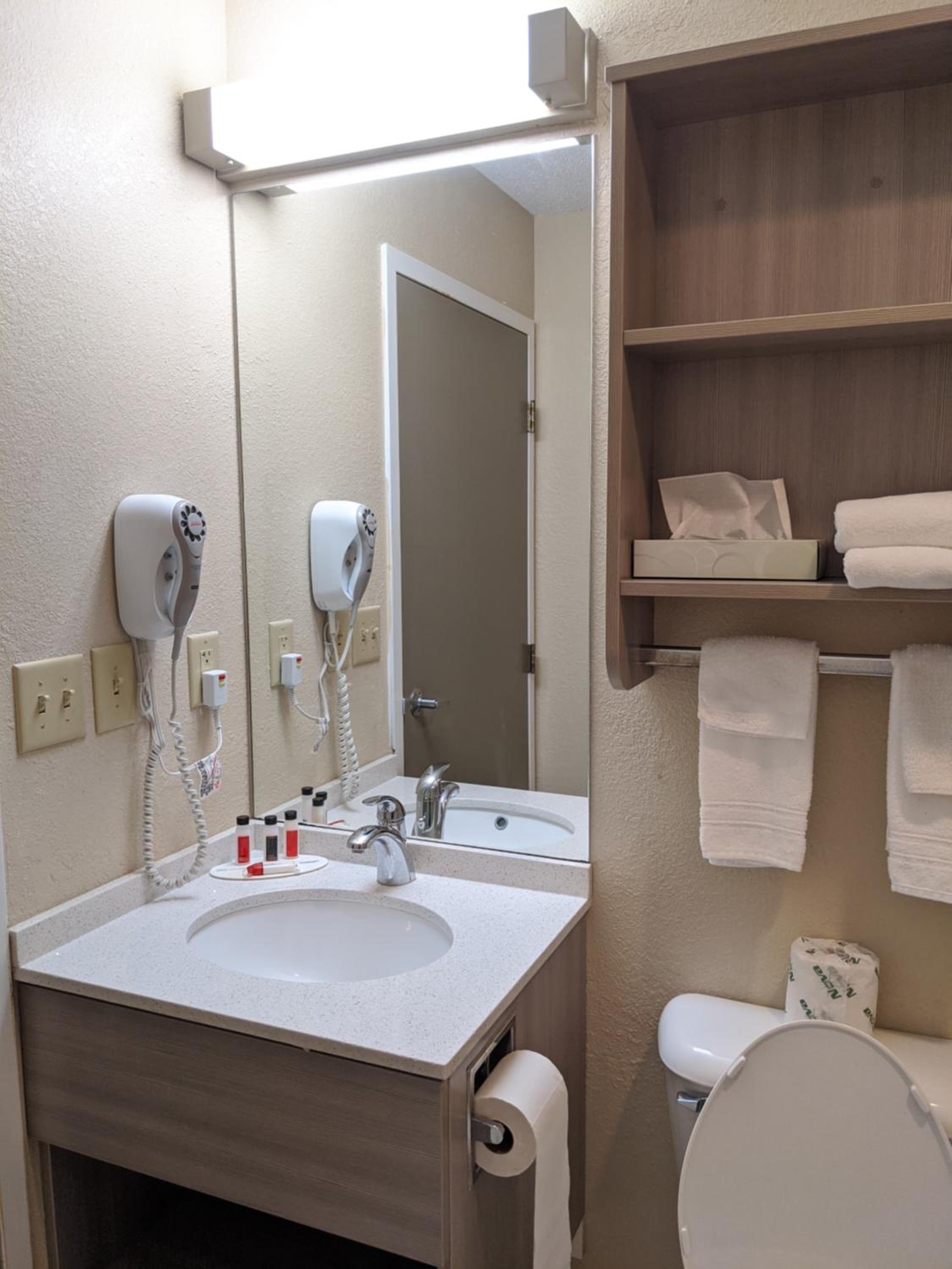 Georgetown Vacations - Microtel Inn Georgetown - Lexington North - Property Image 29