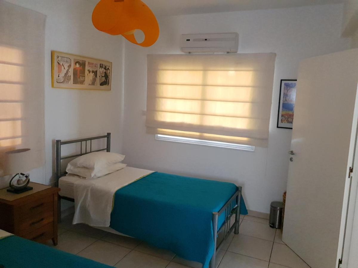 A- Luxury Sea Villa next to the beach view 3