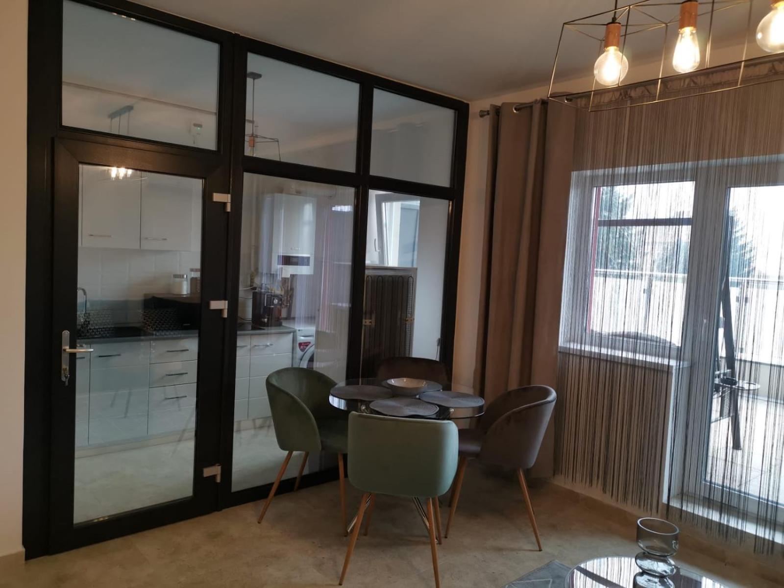 Caraway Apartment Velvet view 2