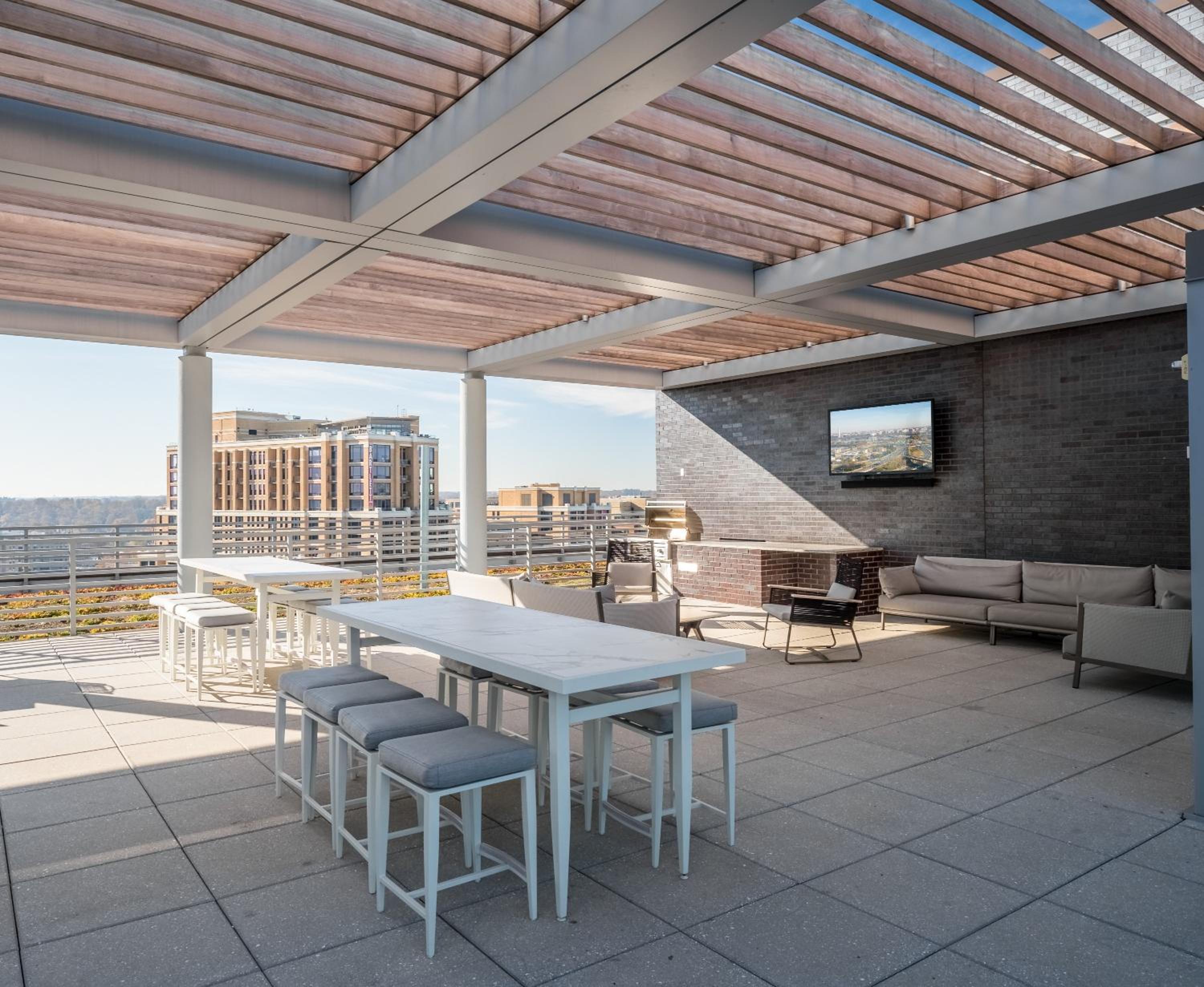 Global Luxury Suites Crystal City