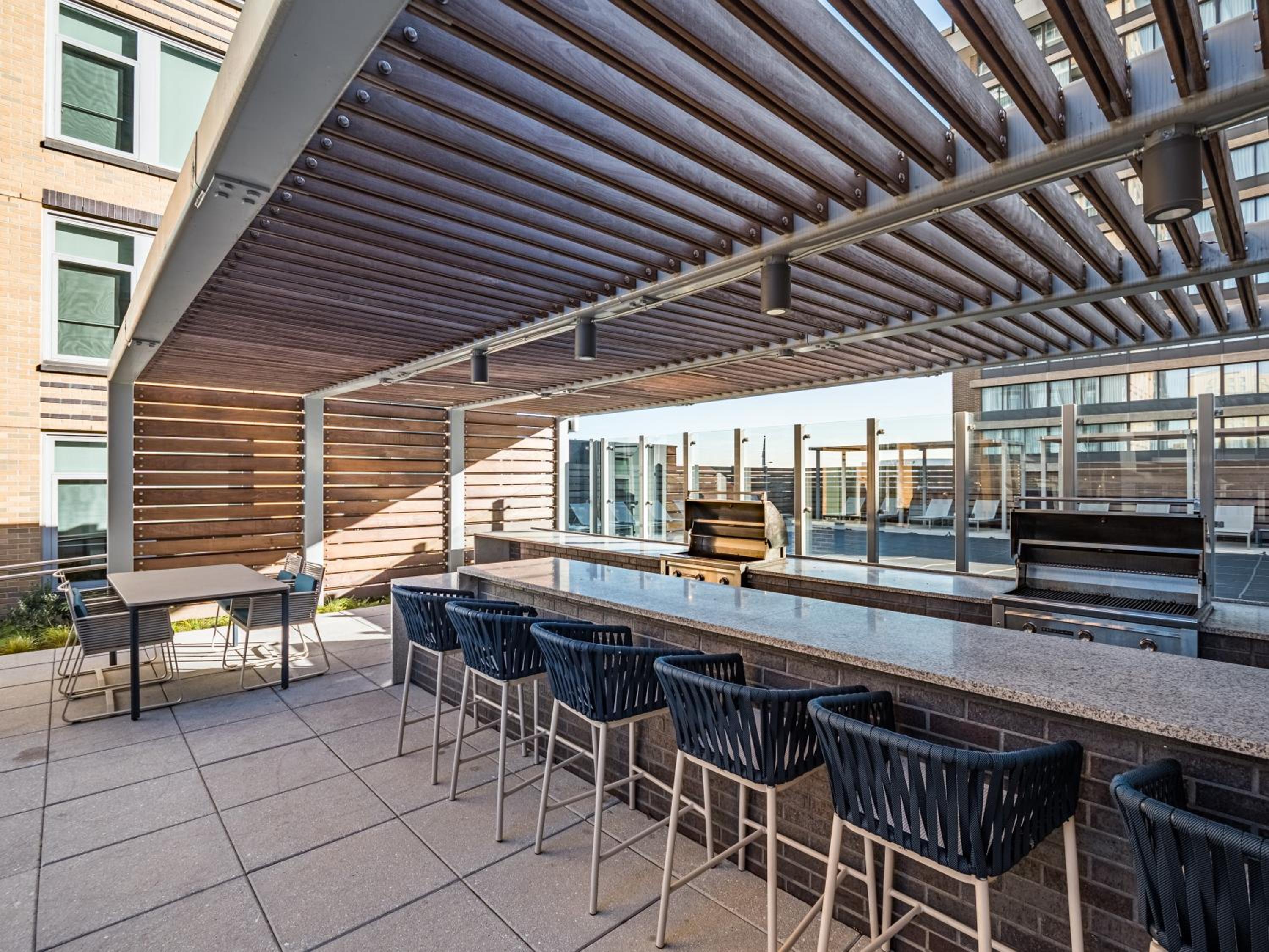 Global Luxury Suites Crystal City