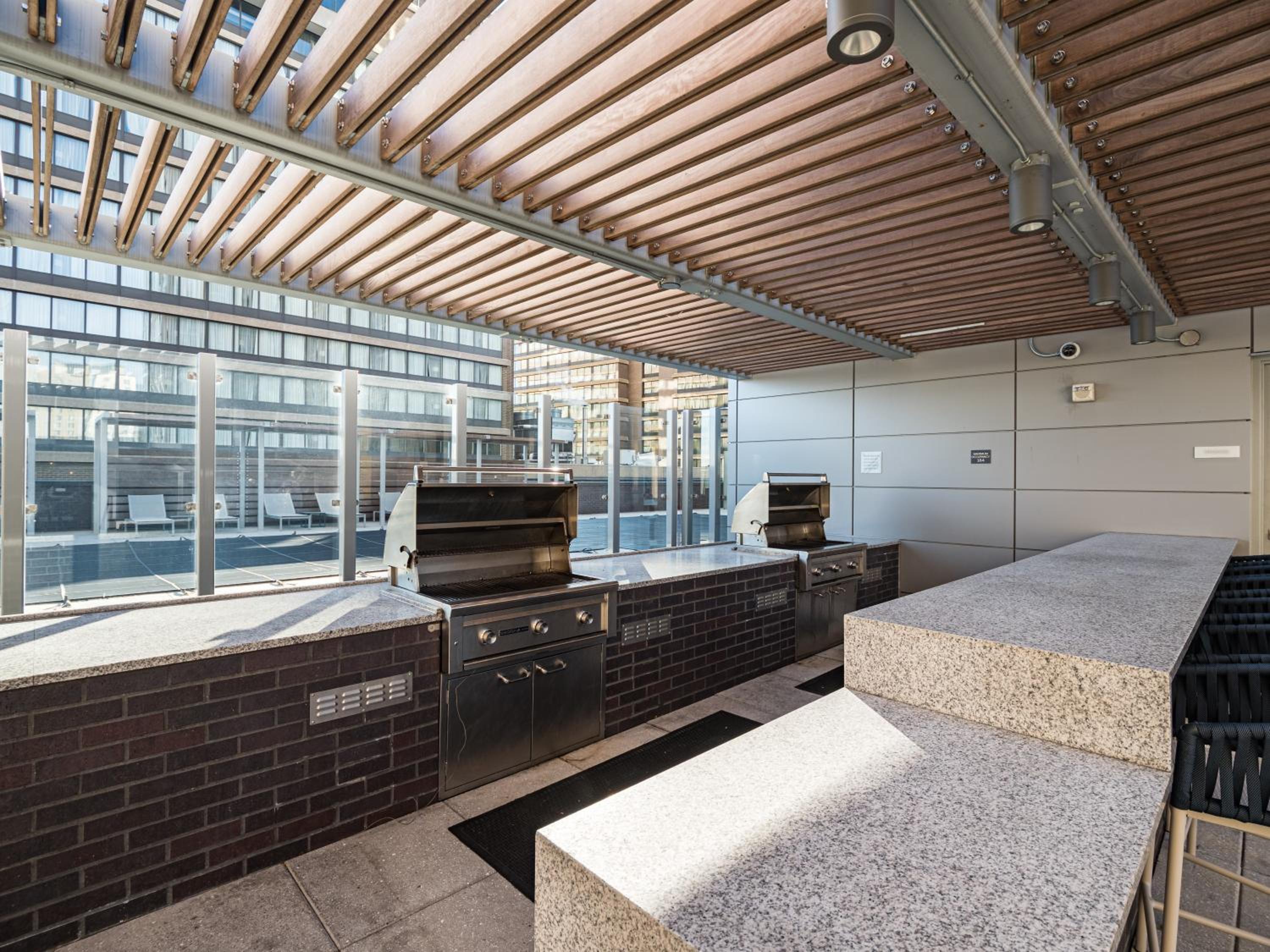 Global Luxury Suites Crystal City