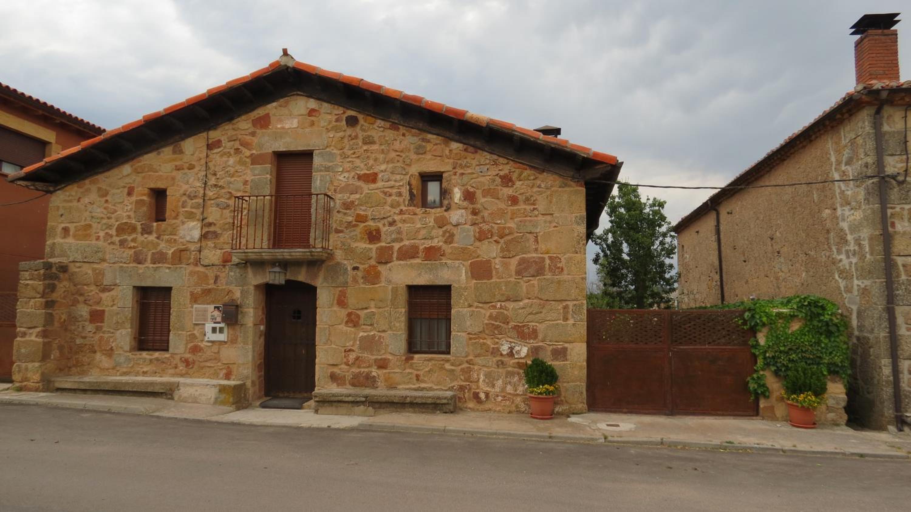 La Casa de Piedra de la Aldea photo 1