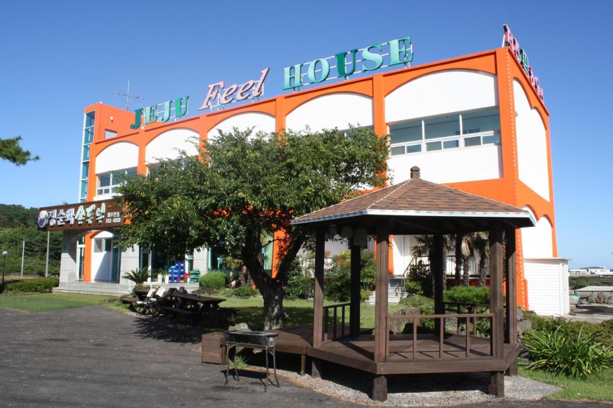 Jeju Feel House