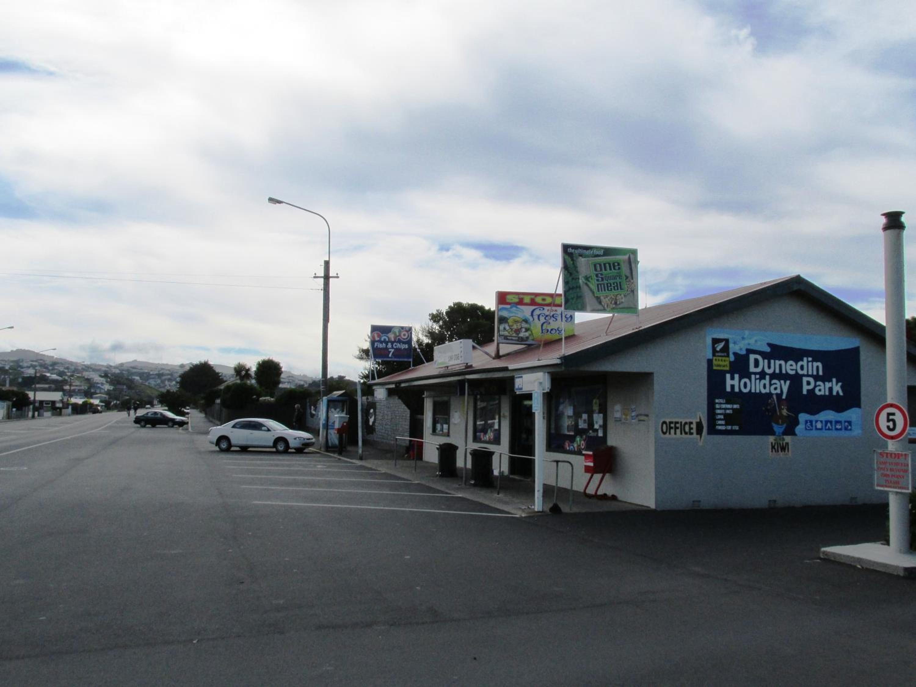 Dunedin Holiday Park