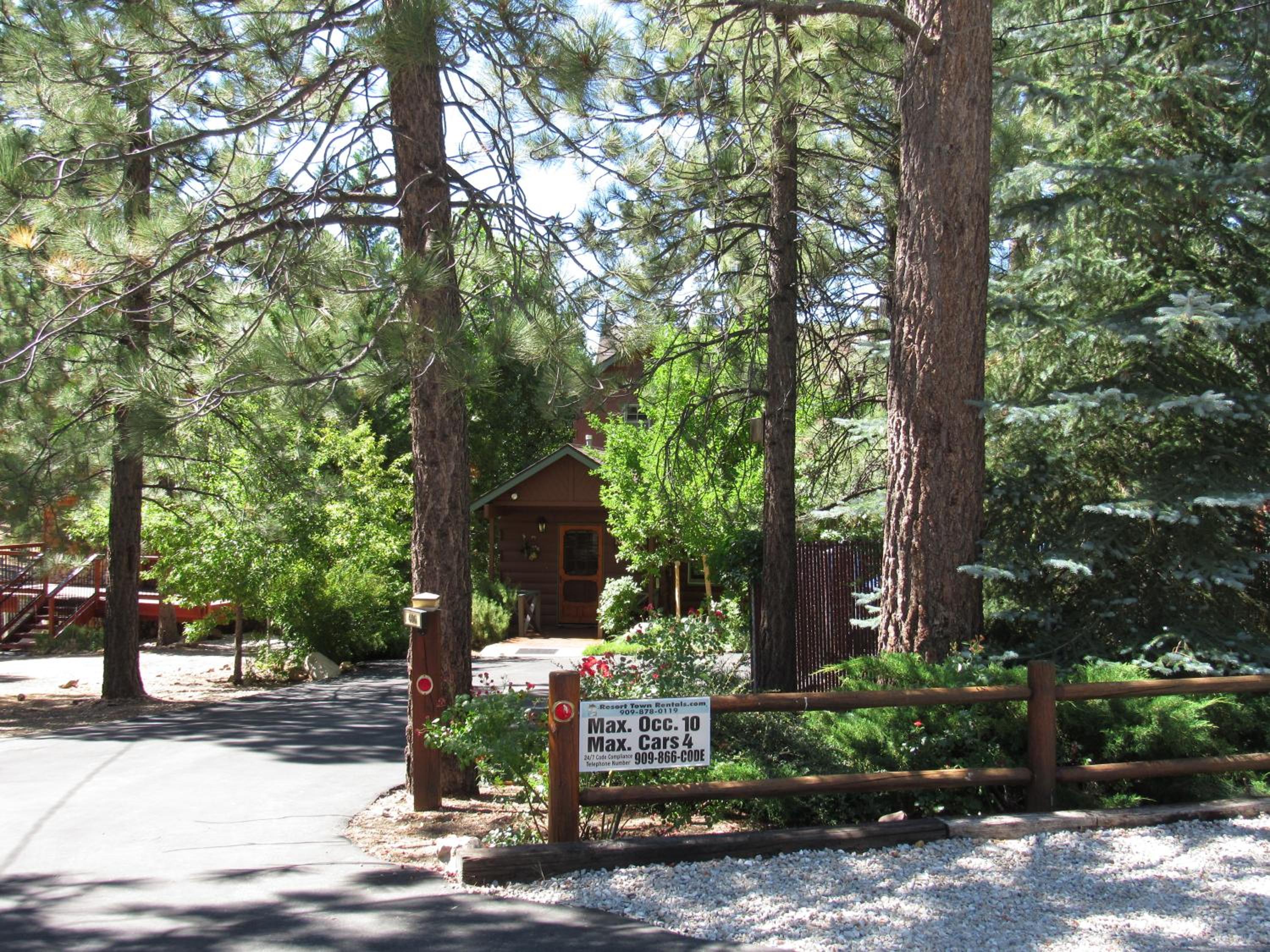 Naughty Pines view 3