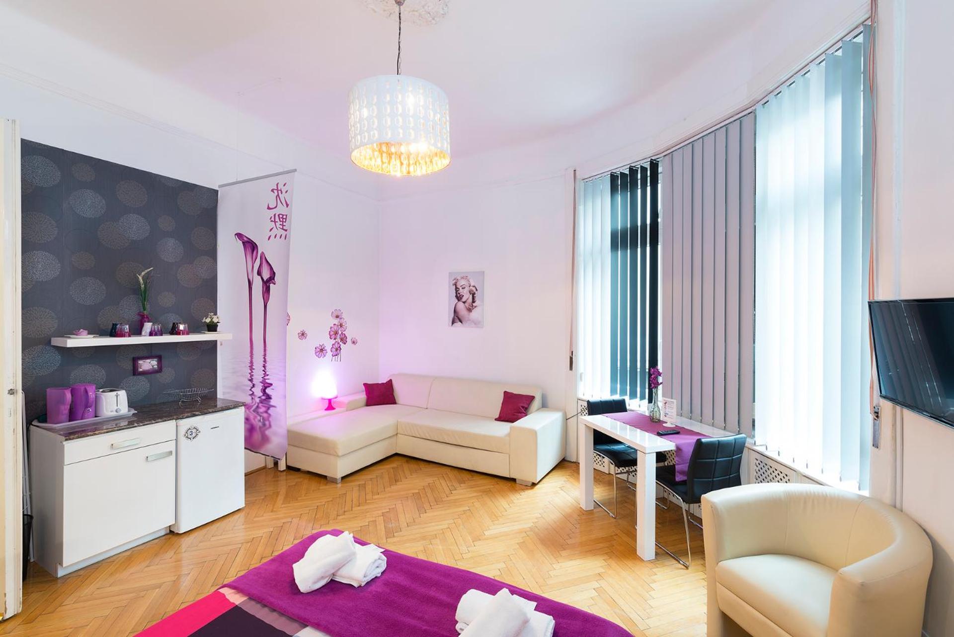 Studio 4U Apartment