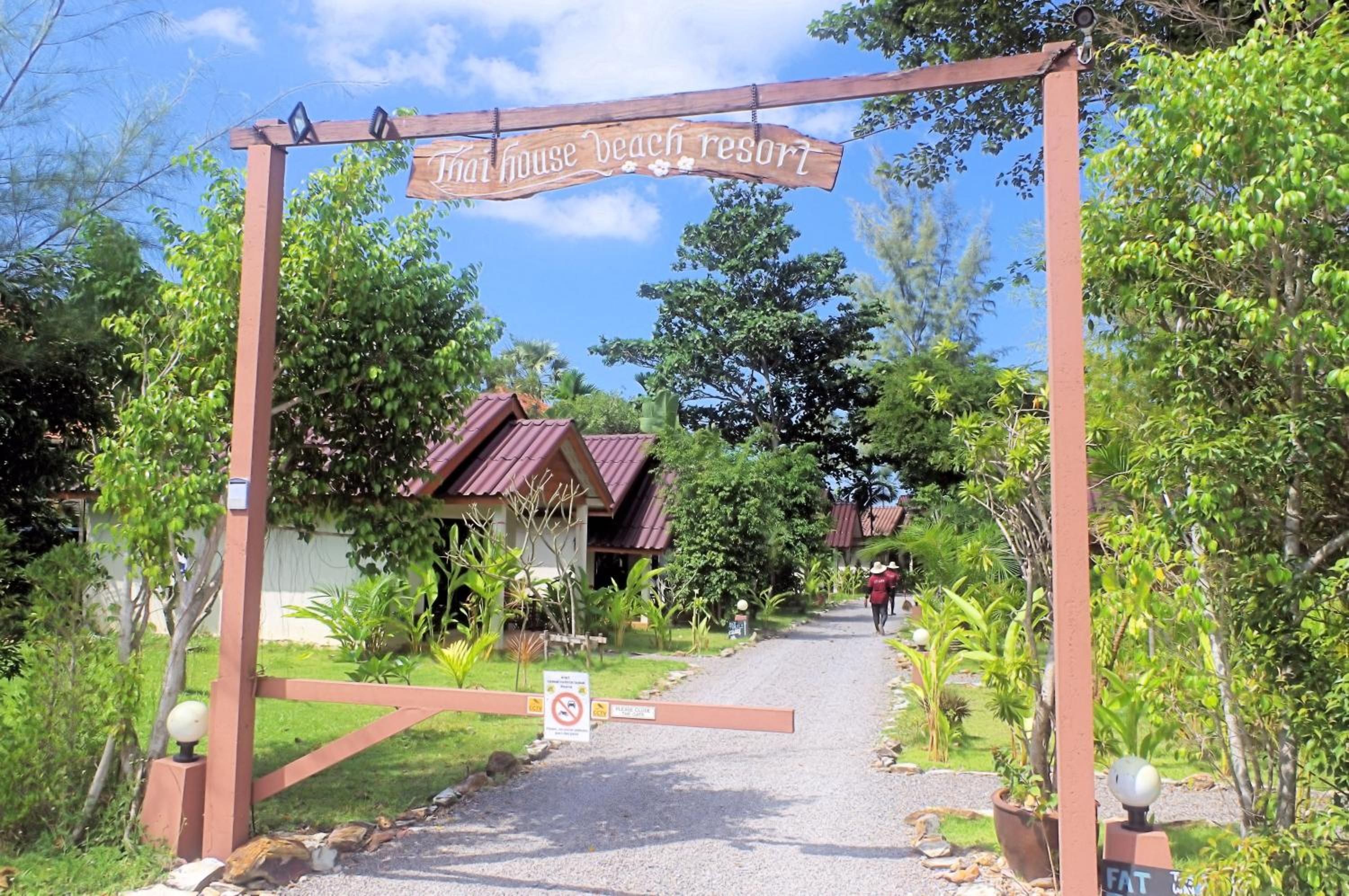Thai House Beach Resort