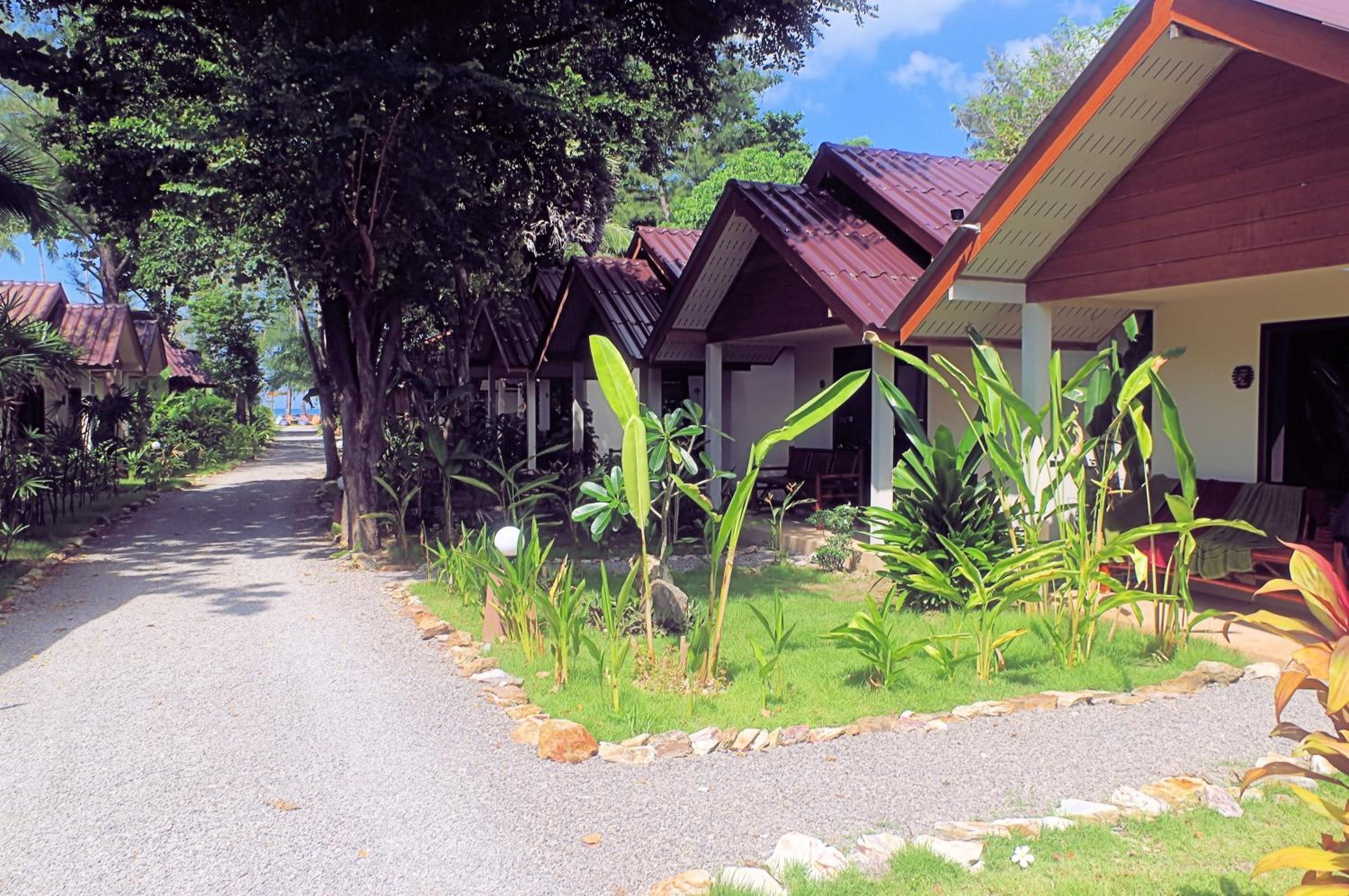 Thai House Beach Resort