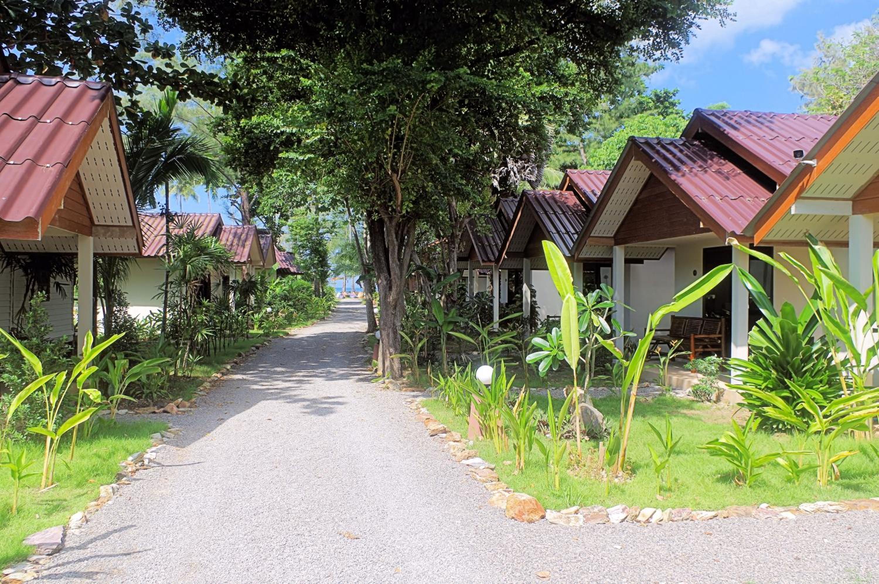 Thai House Beach Resort