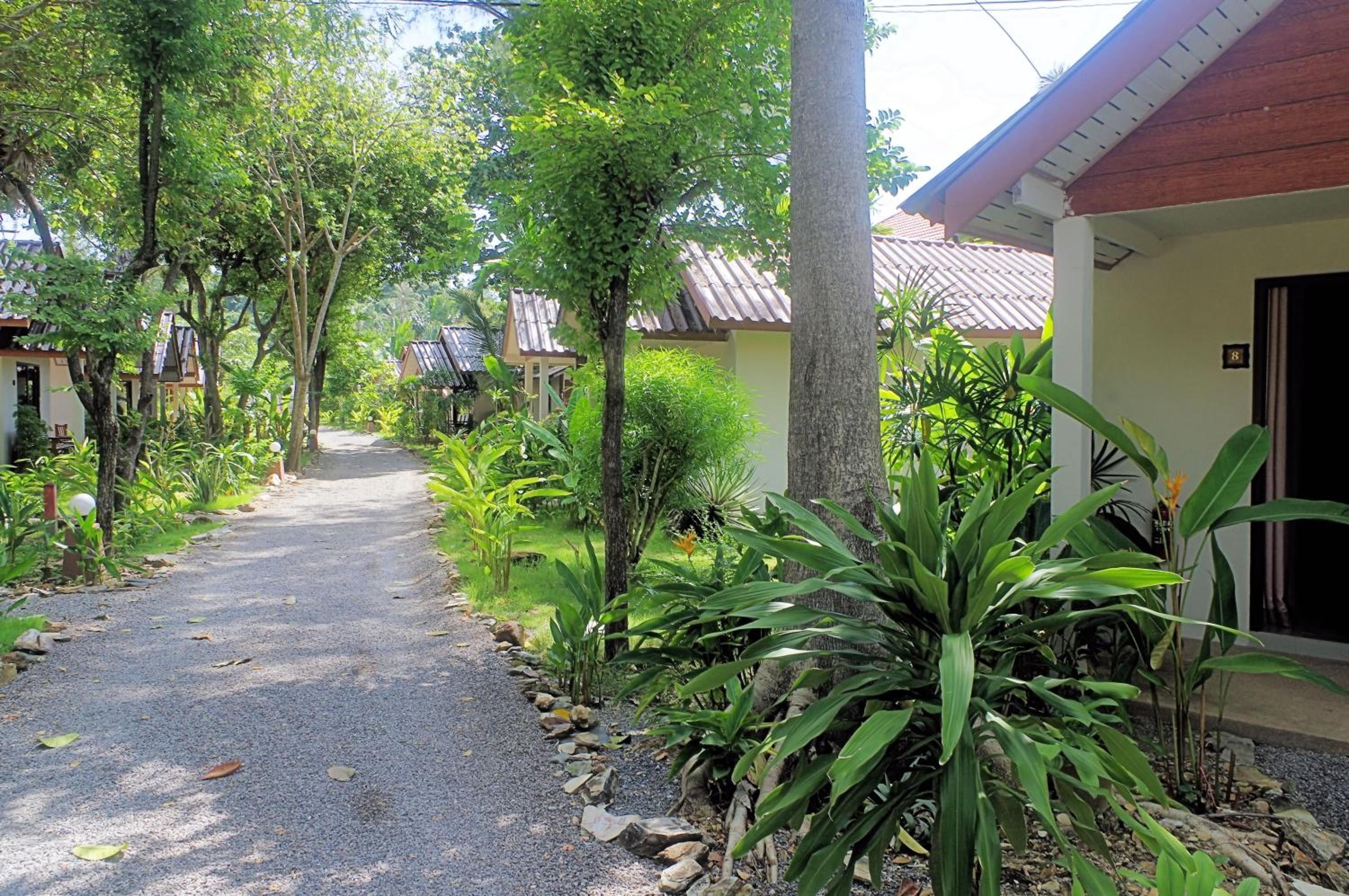 Thai House Beach Resort