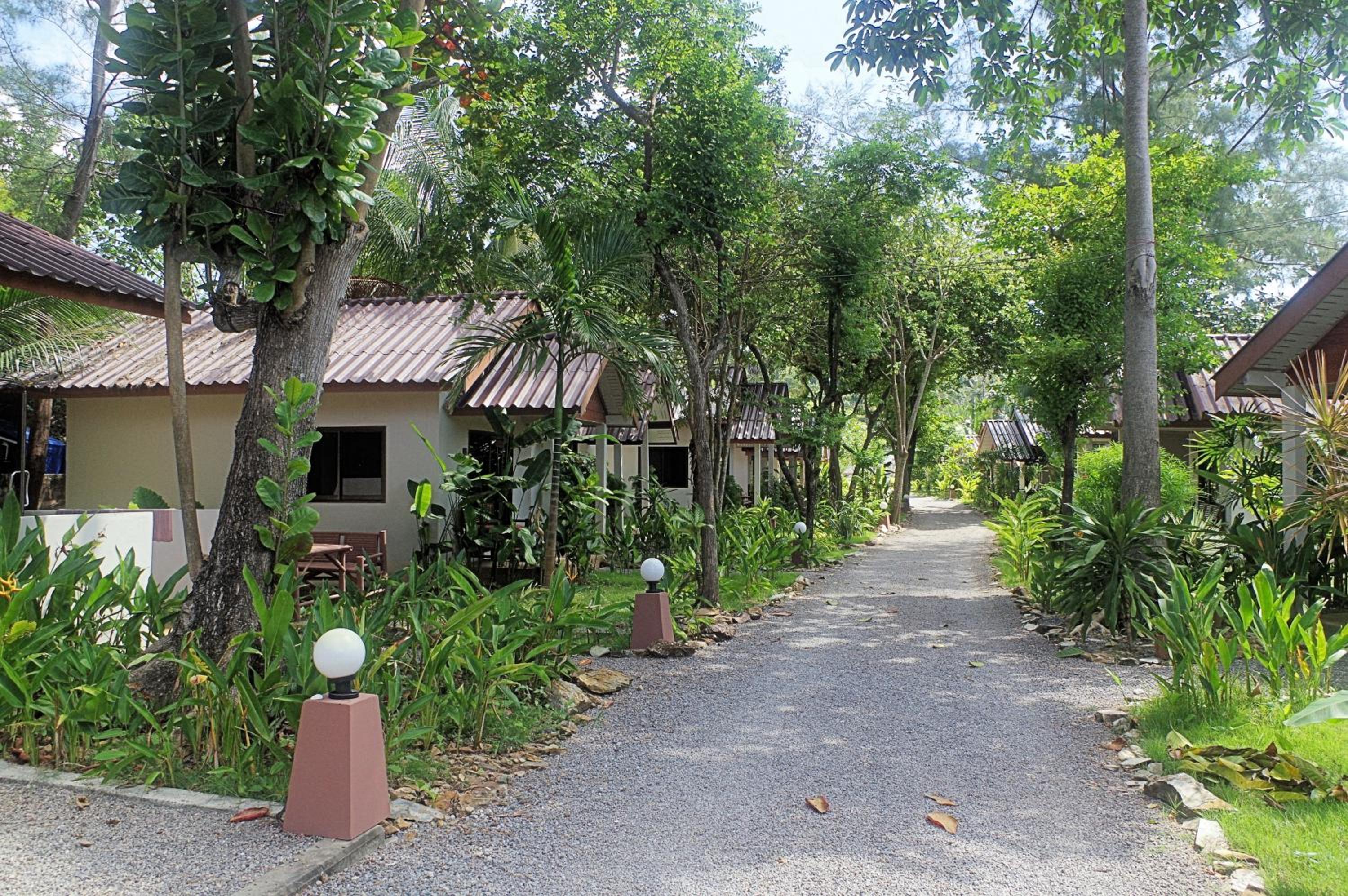 Thai House Beach Resort