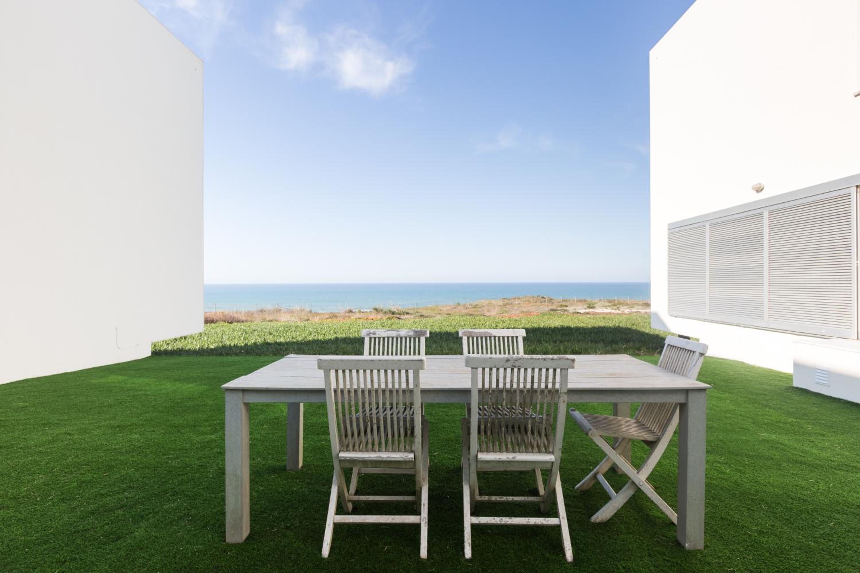 Santa Cruz Ocean View Villa view 4
