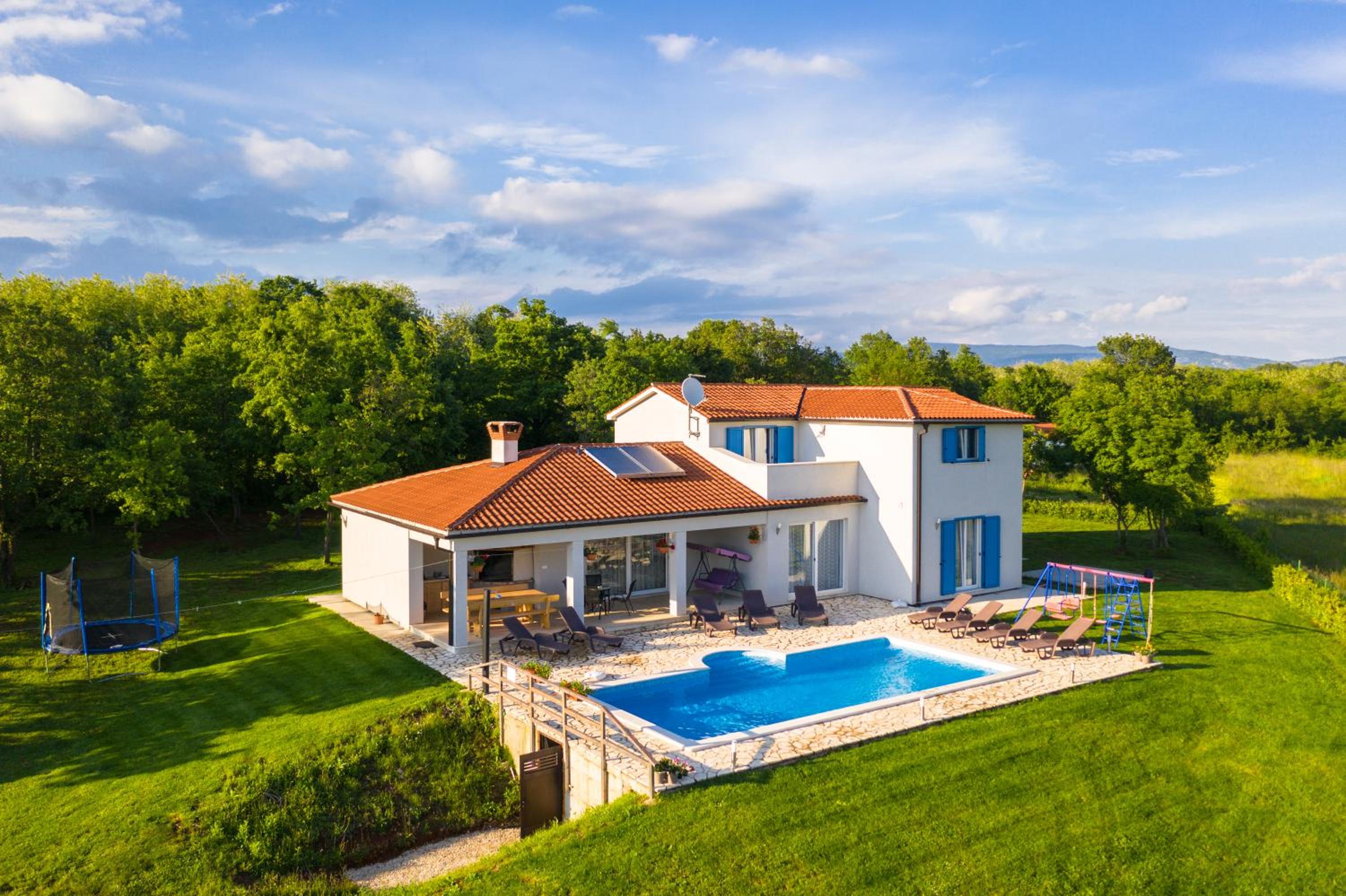 Luxury villa Dream with private pool for a high level of privacy view 2