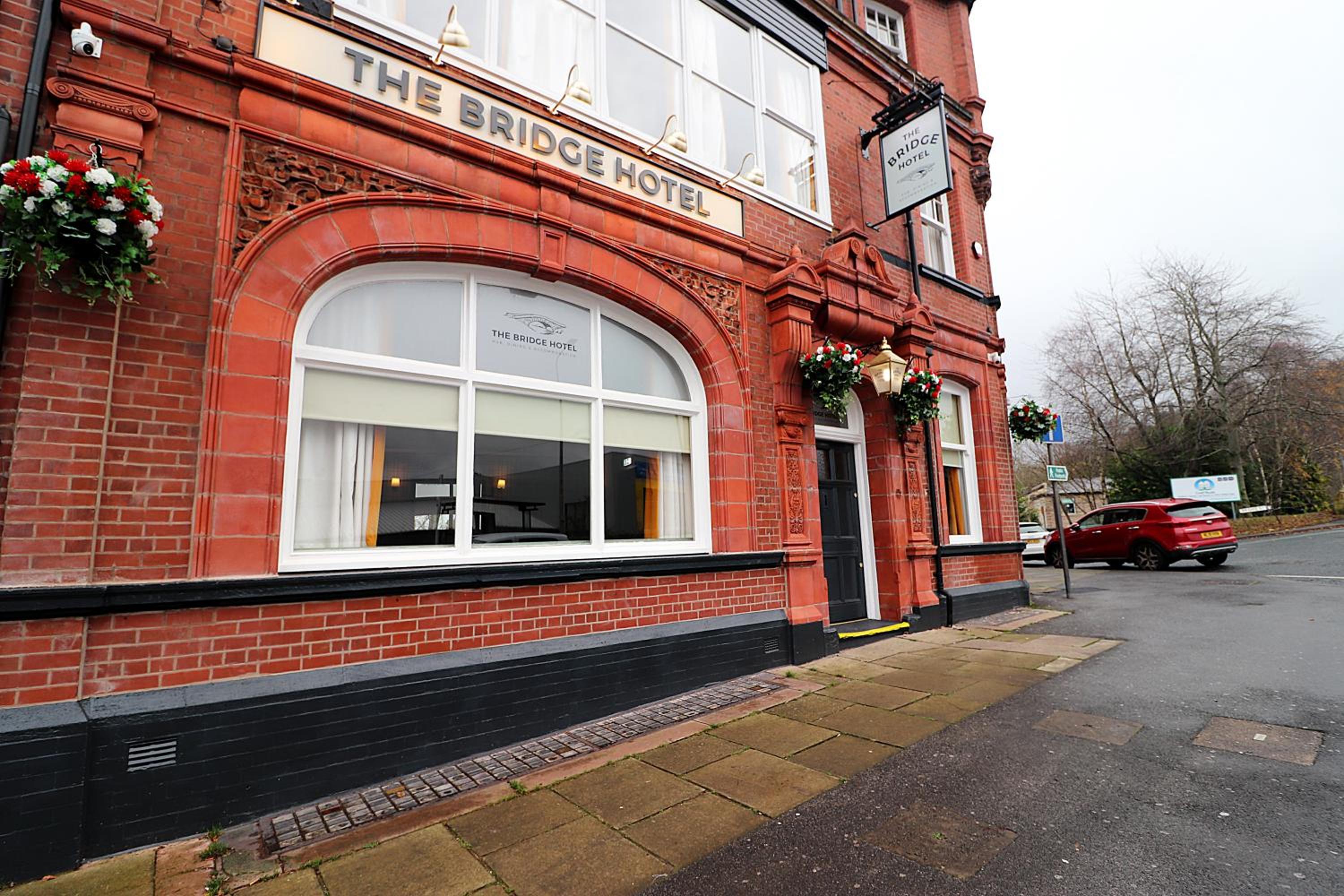 Bolton Vacations - The Bridge Inn Hotel - Property Image 12