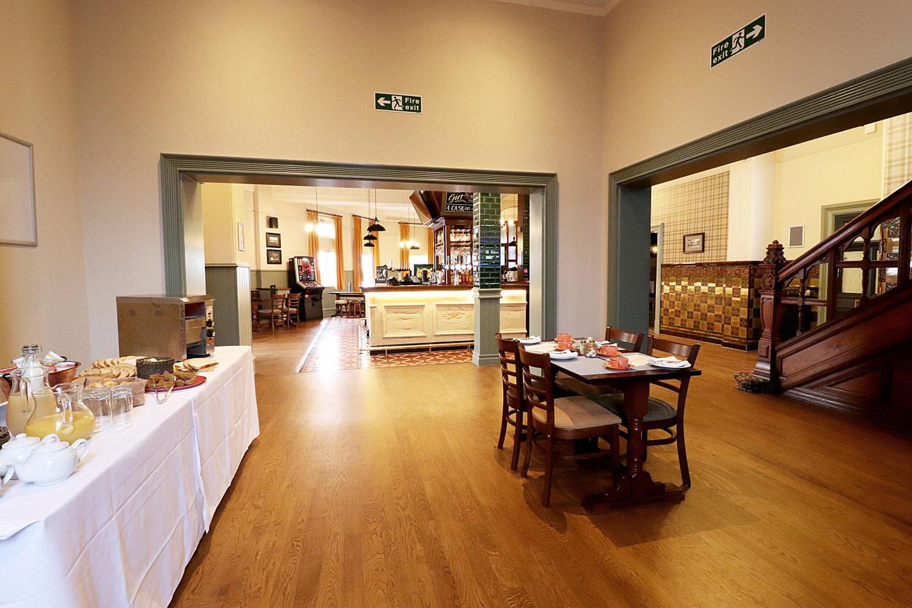 Bolton Vacations - The Bridge Inn Hotel - Property Image 4