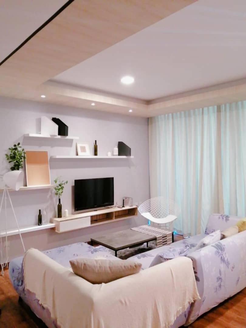 Vivacity Jazz 3 Apartment Kuching 125 photo 1