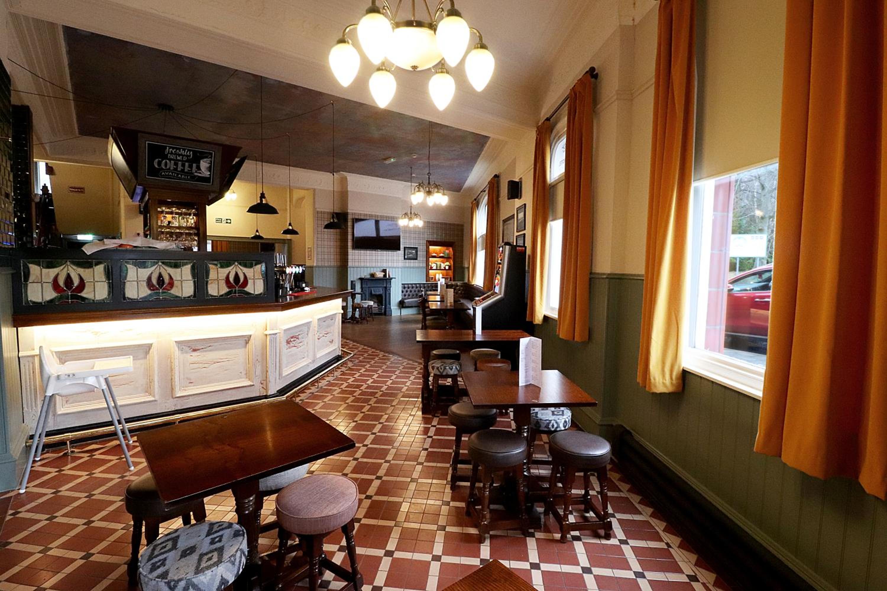 Bolton Vacations - The Bridge Inn Hotel - Property Image 3
