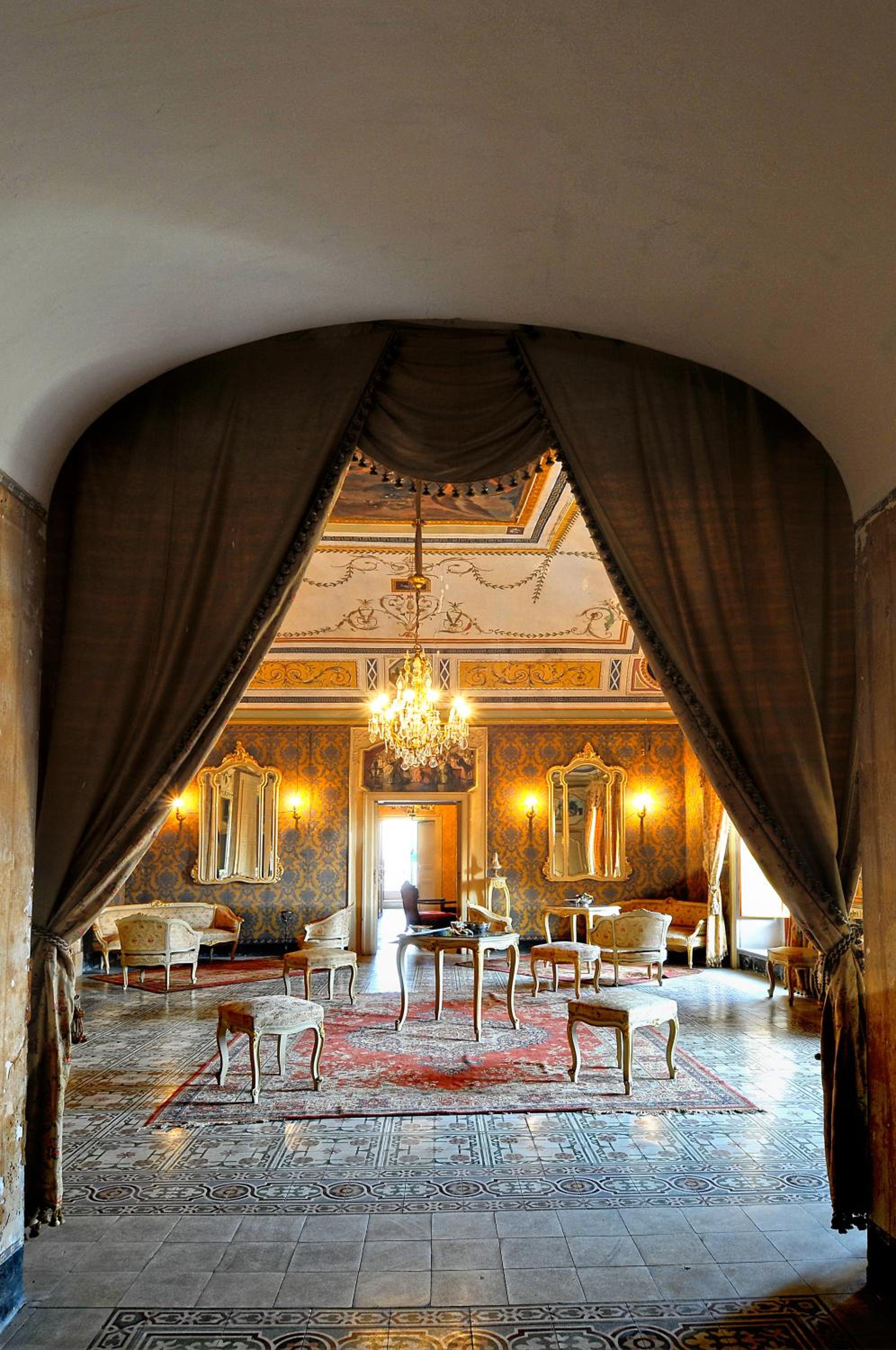 lounge