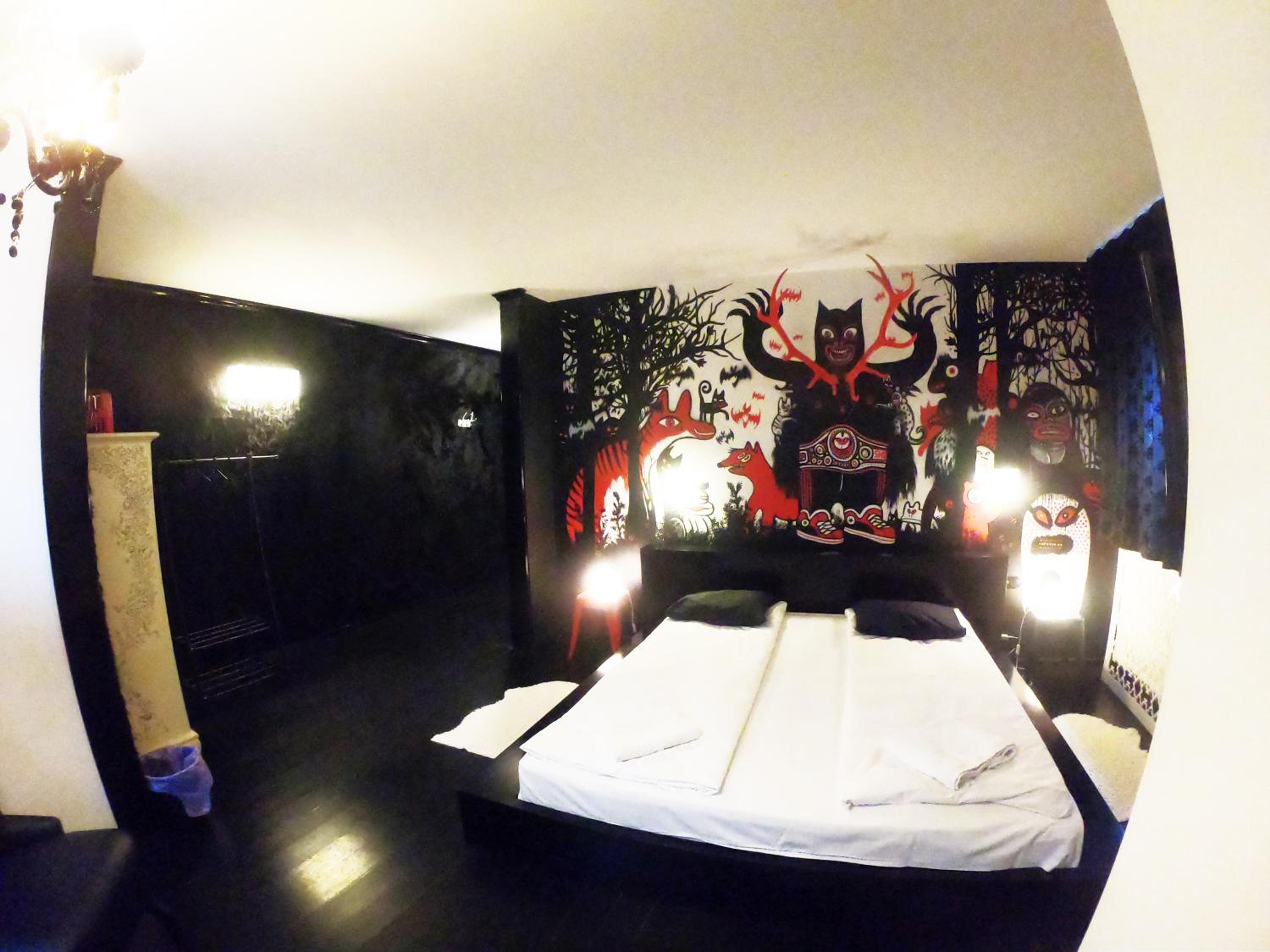 Photo 12
