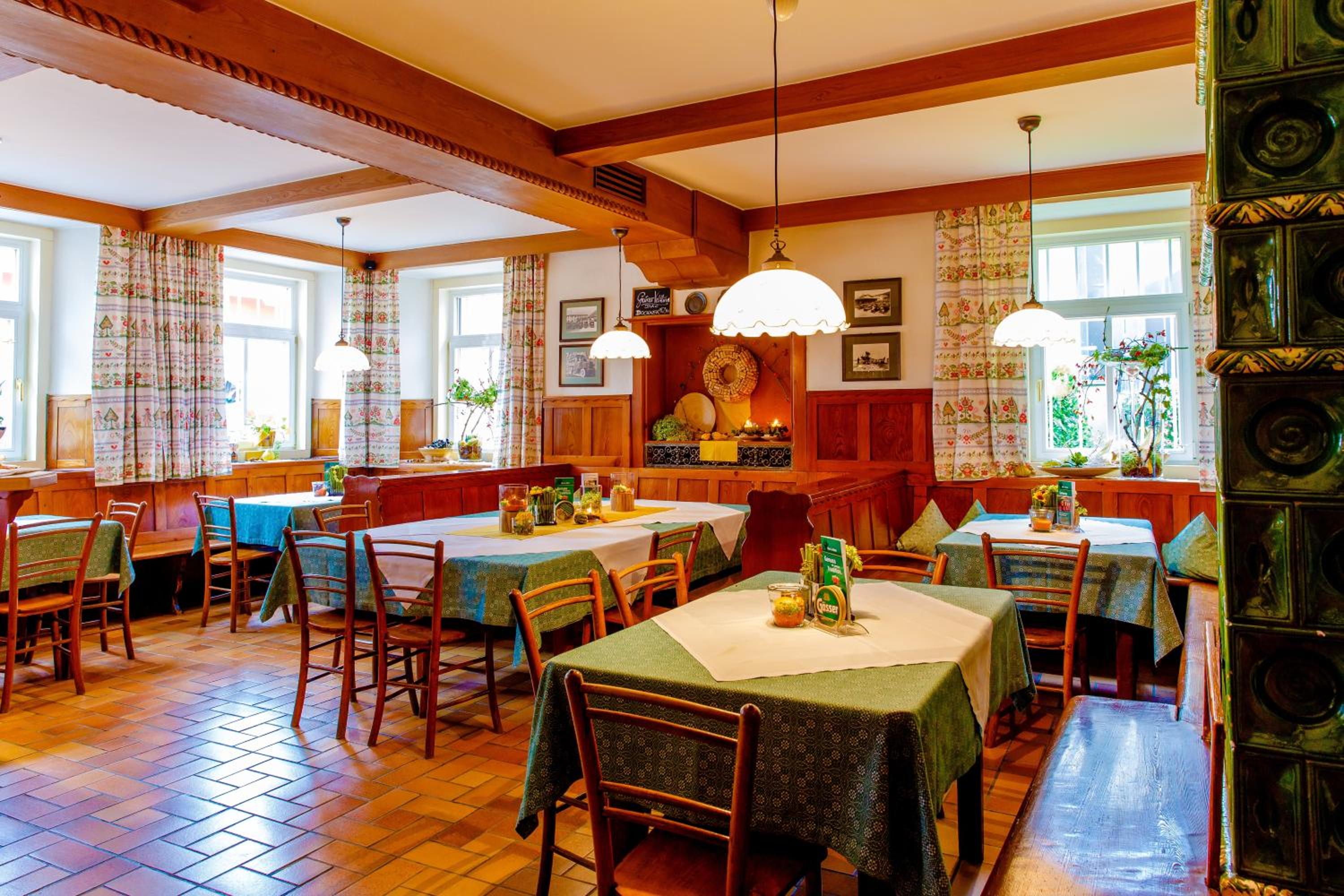 Gasthof Bräuer - Familie Eibensteiner