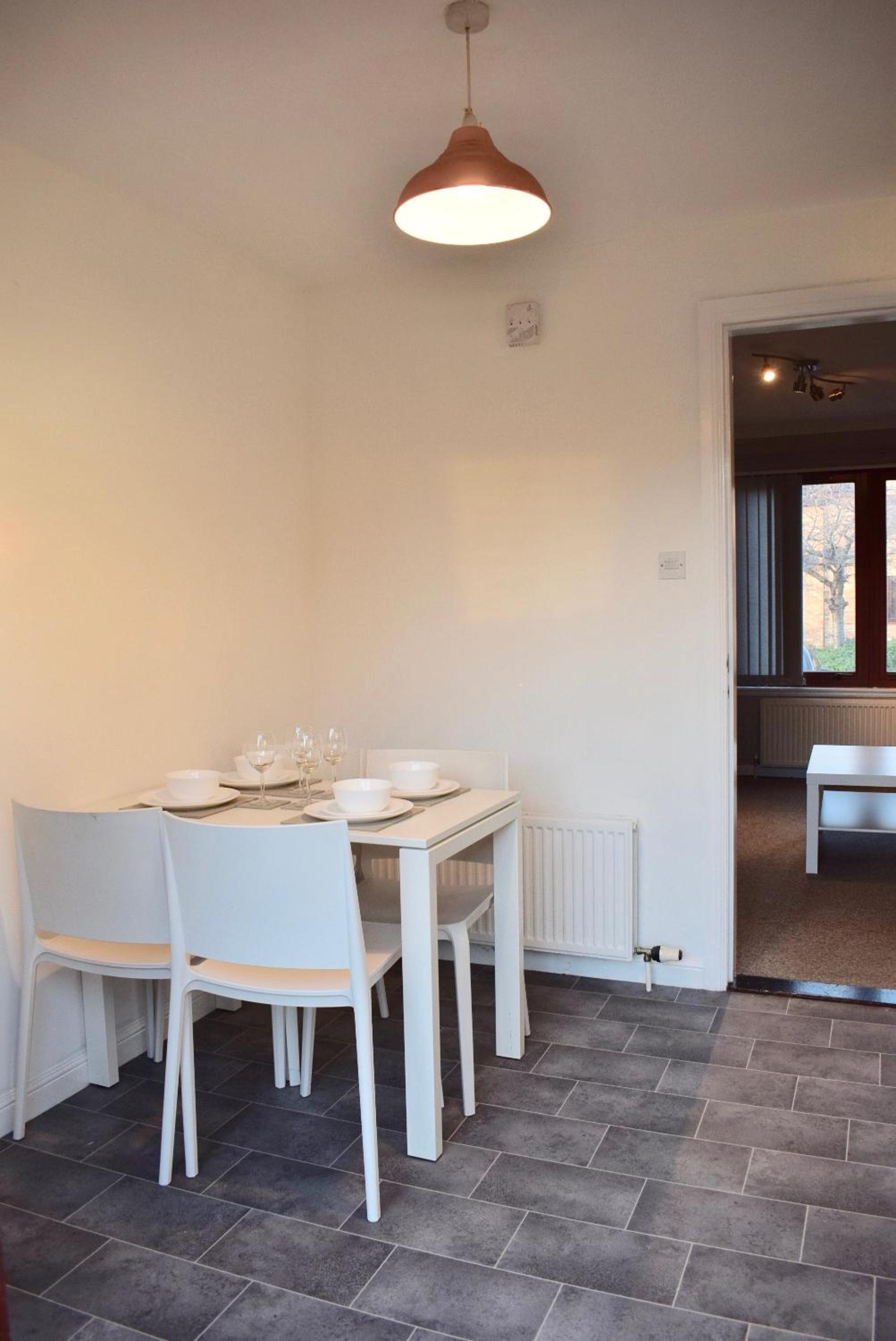Kelpies Serviced Apartments Hamilton- 2 Bedrooms view 3