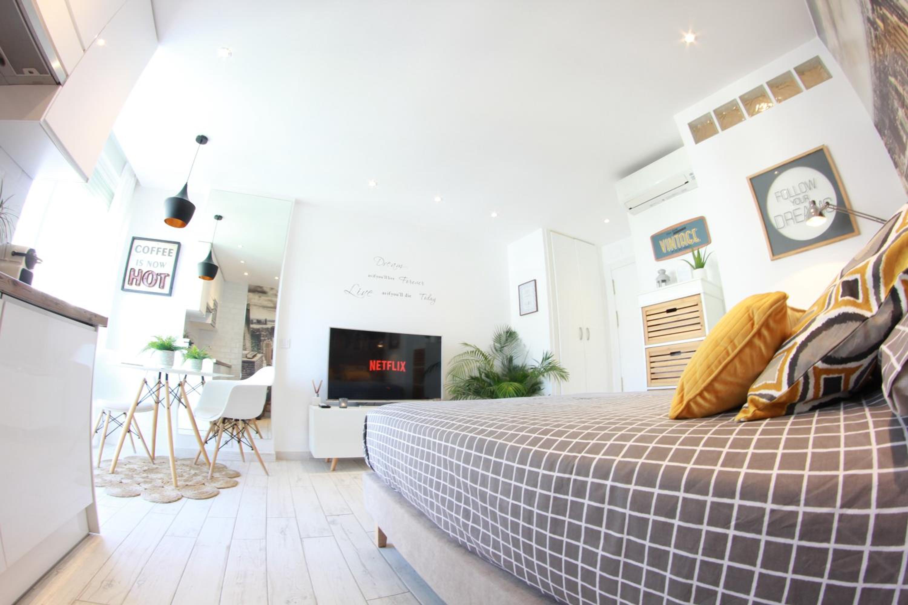 BENALMADENA - NEW NORDIC STYLE & SUNNY STUDIO view 5