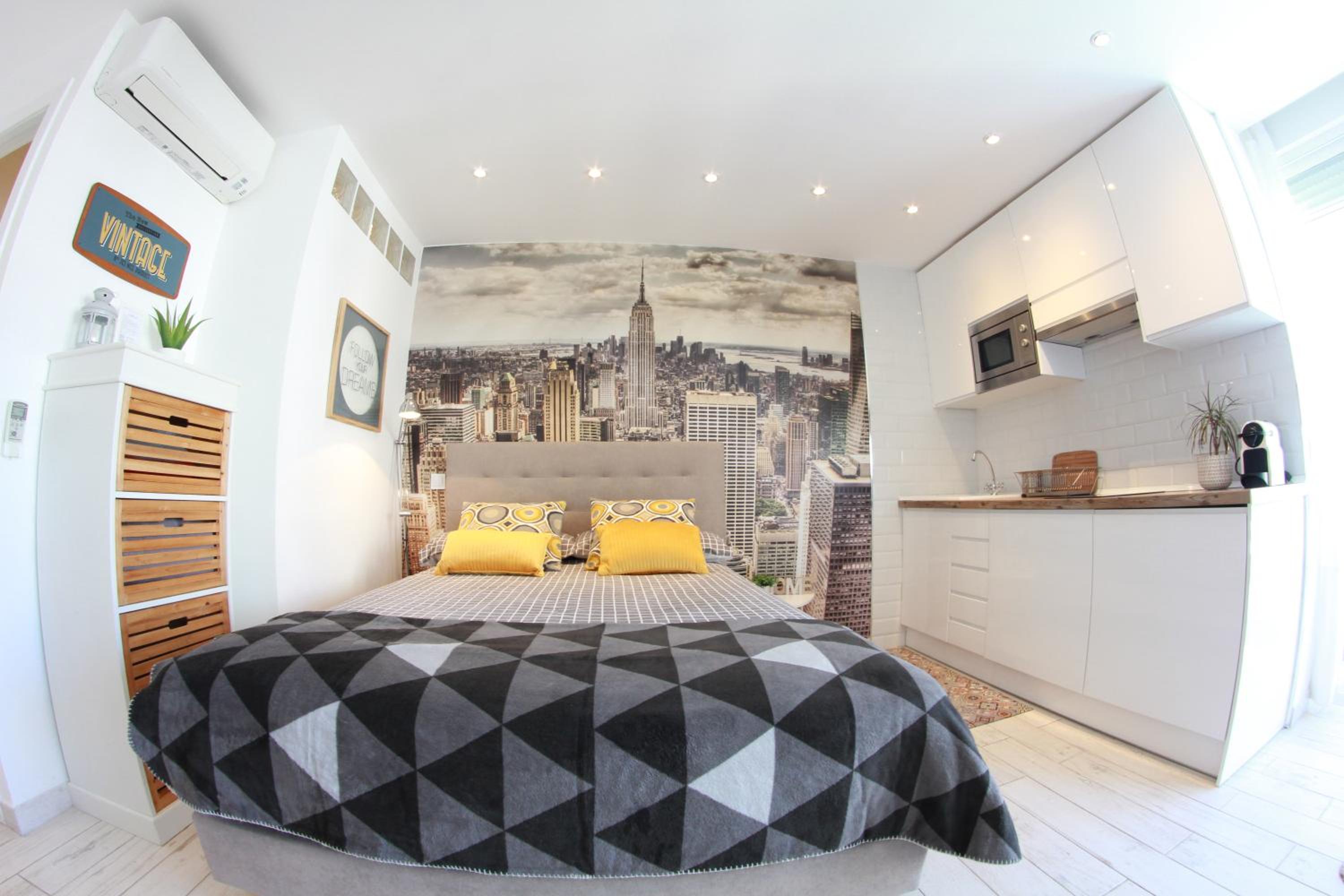 BENALMADENA - NEW NORDIC STYLE & SUNNY STUDIO view 3