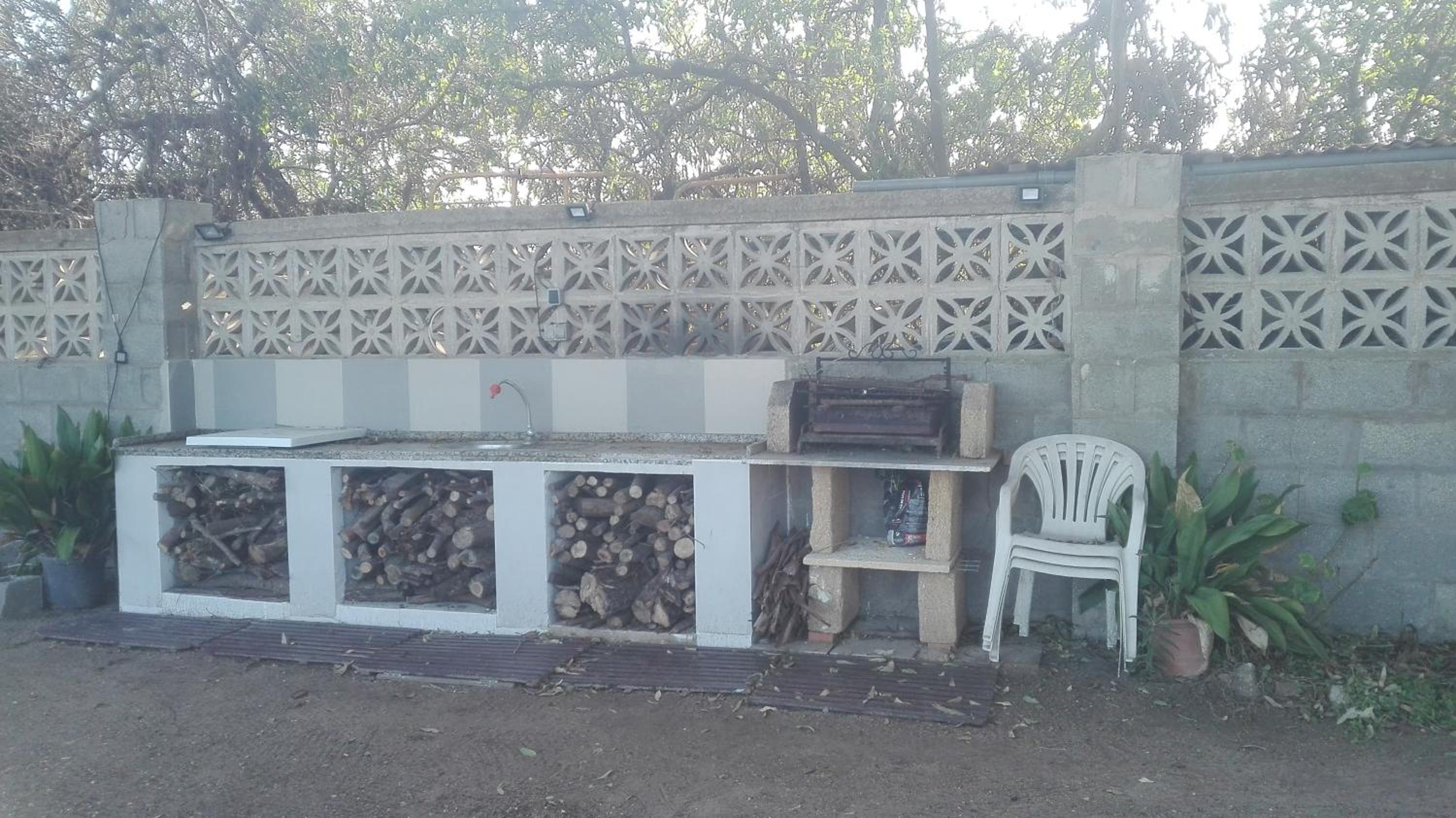 En Finca Las Dunas dos Chalets con jacuzzis en primera linea de playa , uno de 4 dormitorios y otro de 2 dormitorios, Llama al Seiscientos veintisiete Cuat view 5